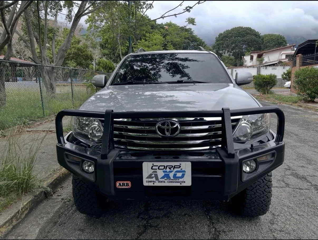 2013 Toyota Fortuner