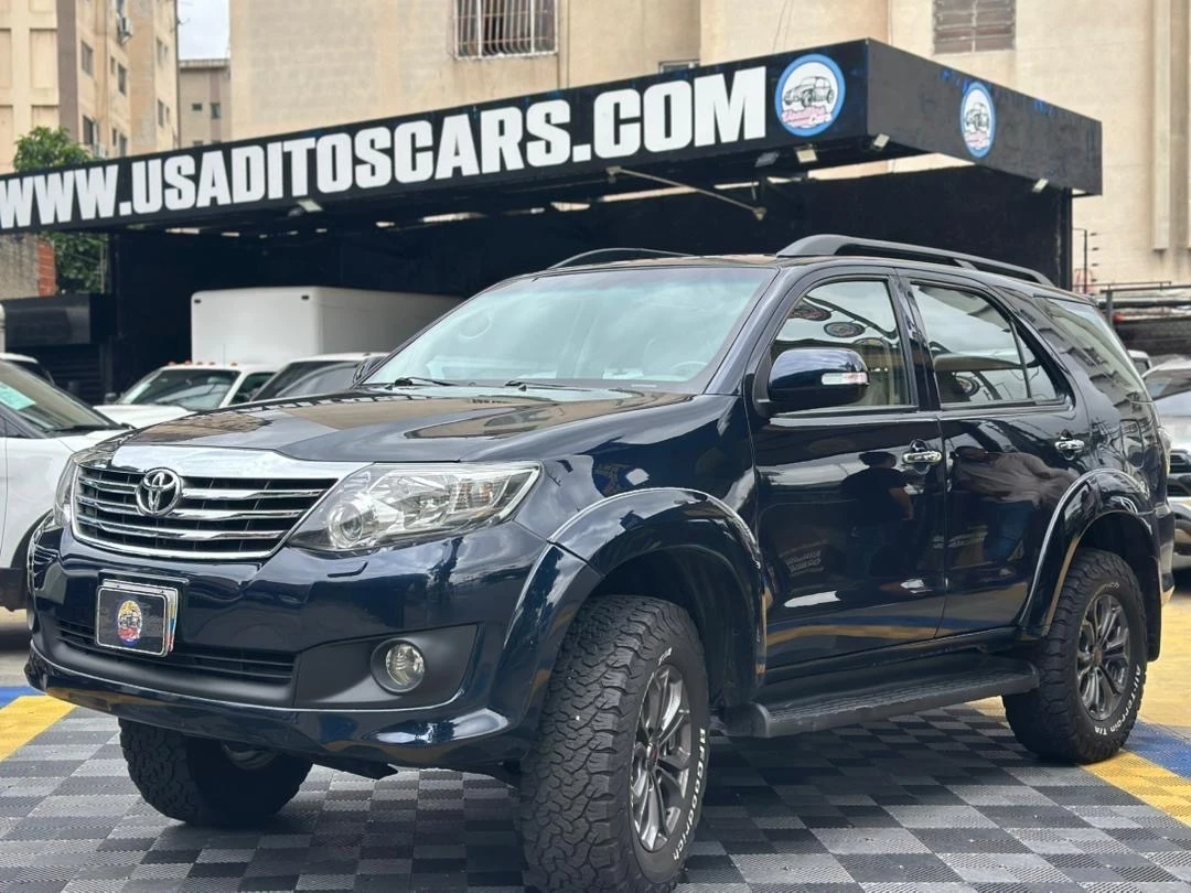 2013 Toyota Fortuner Sr