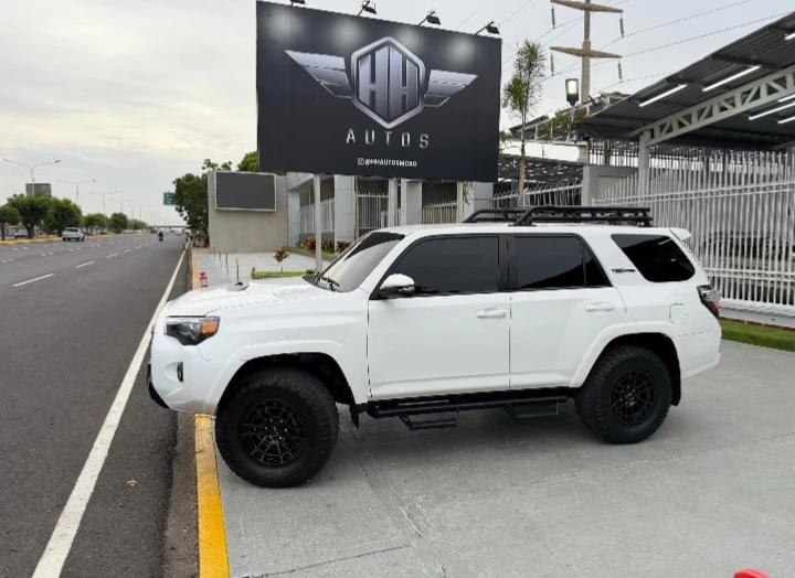 2022 Toyota 4Runner Trd off road