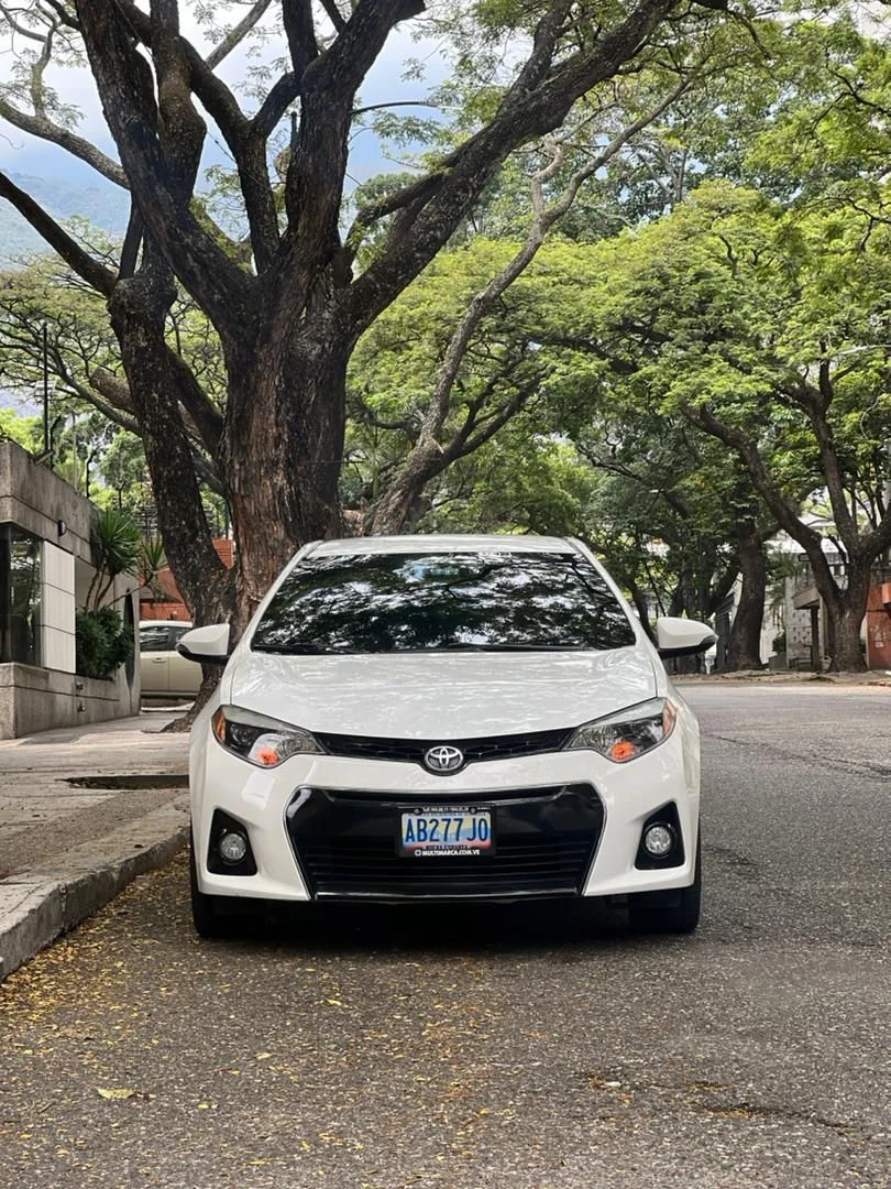 2016 Toyota Corolla Edición especial S
