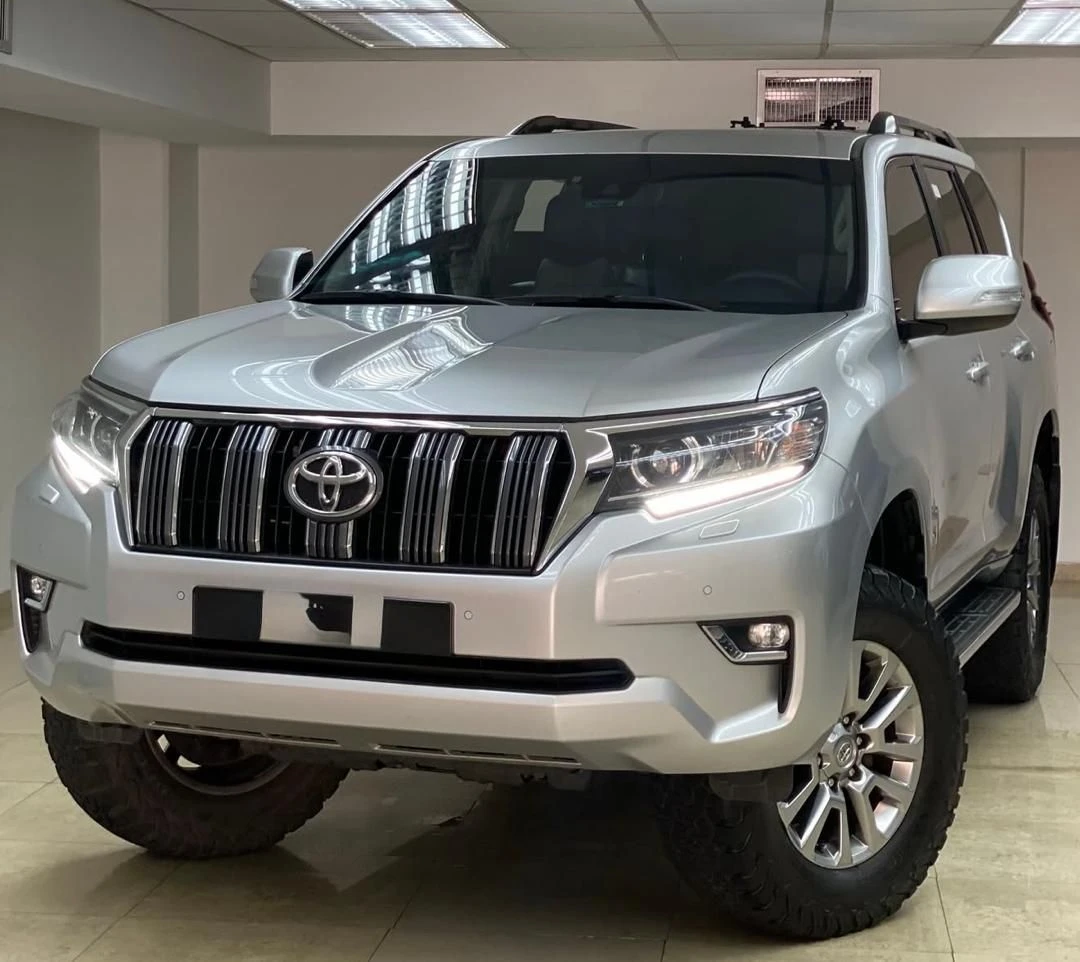 2020 Toyota Land Cruiser VX