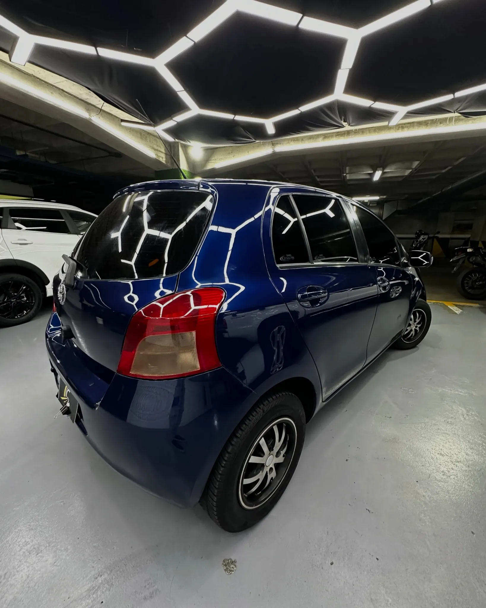 2008 Toyota Yaris — photo 8