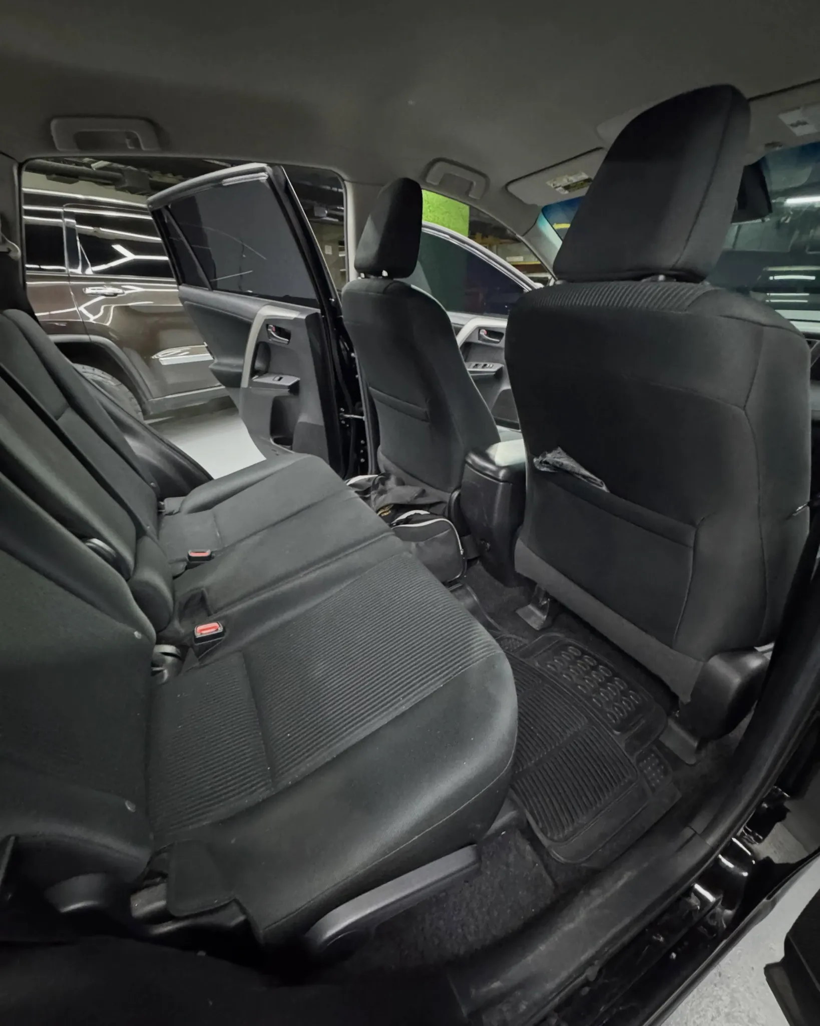 2018 Toyota RAV4 — photo 6