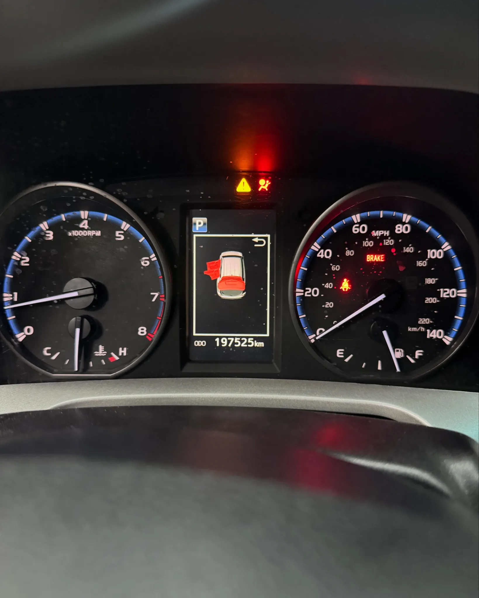 2018 Toyota RAV4 — photo 7