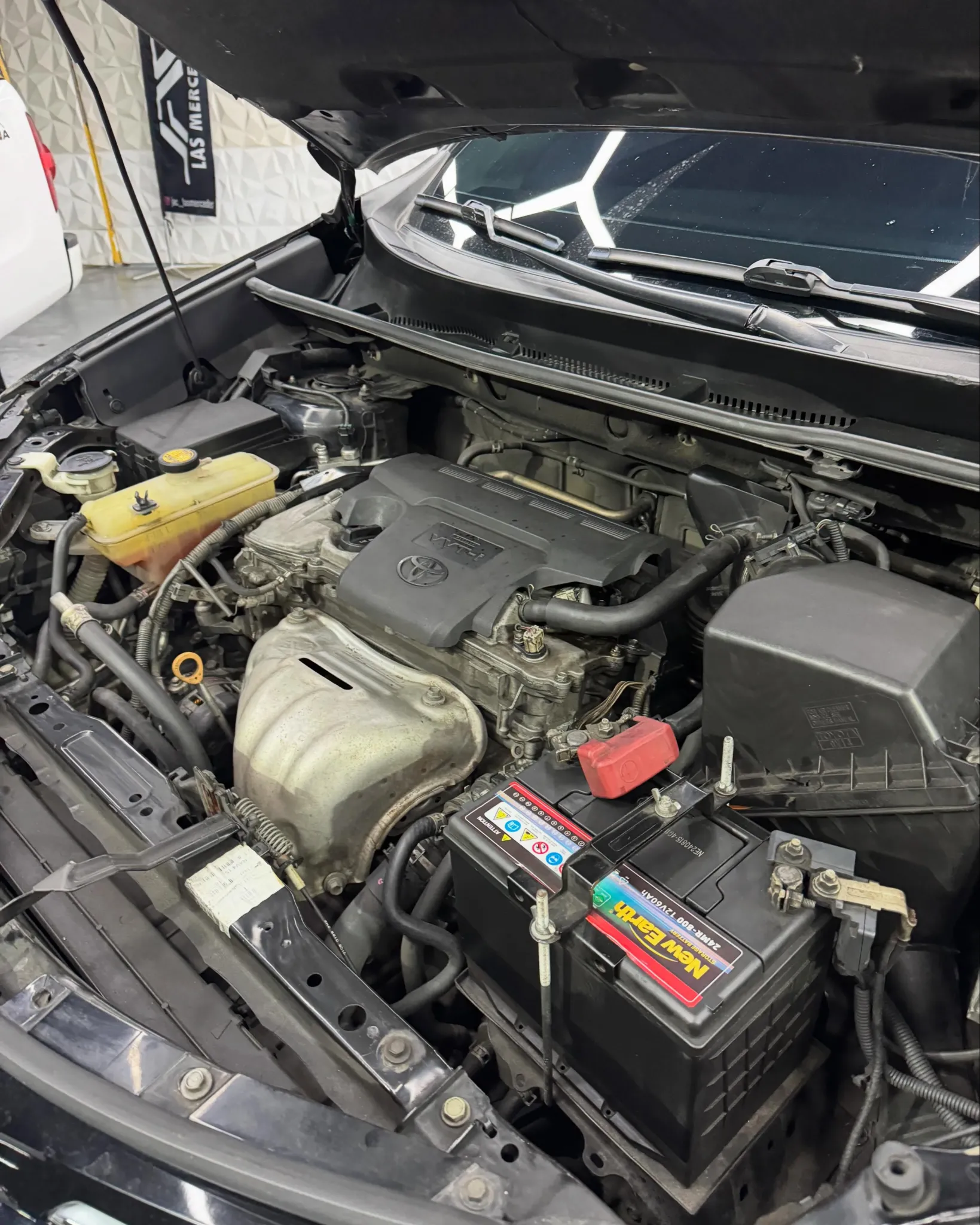 2018 Toyota RAV4 — photo 8