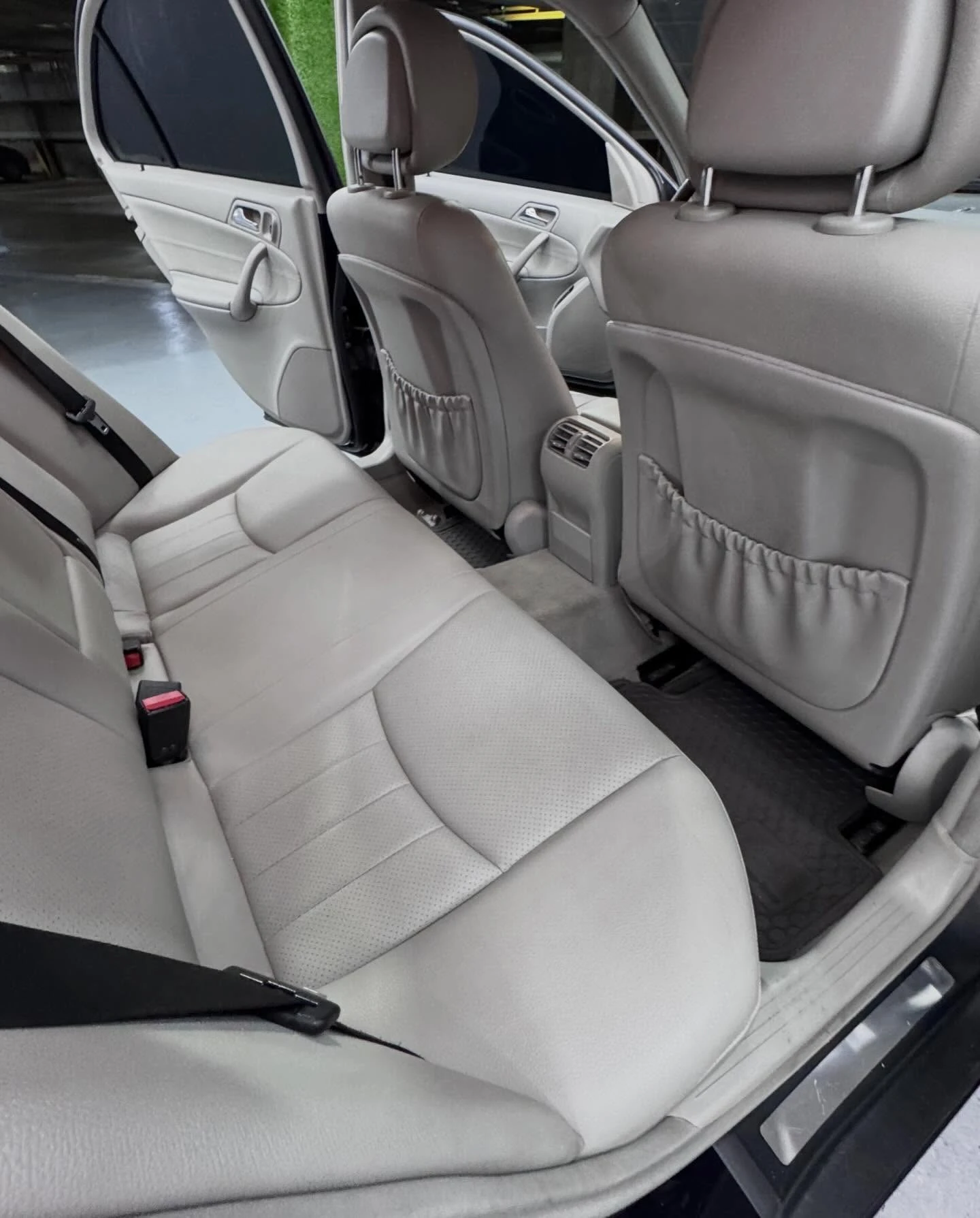 2008 Mercedes-Benz C-Class Kompressor C200 — photo 8