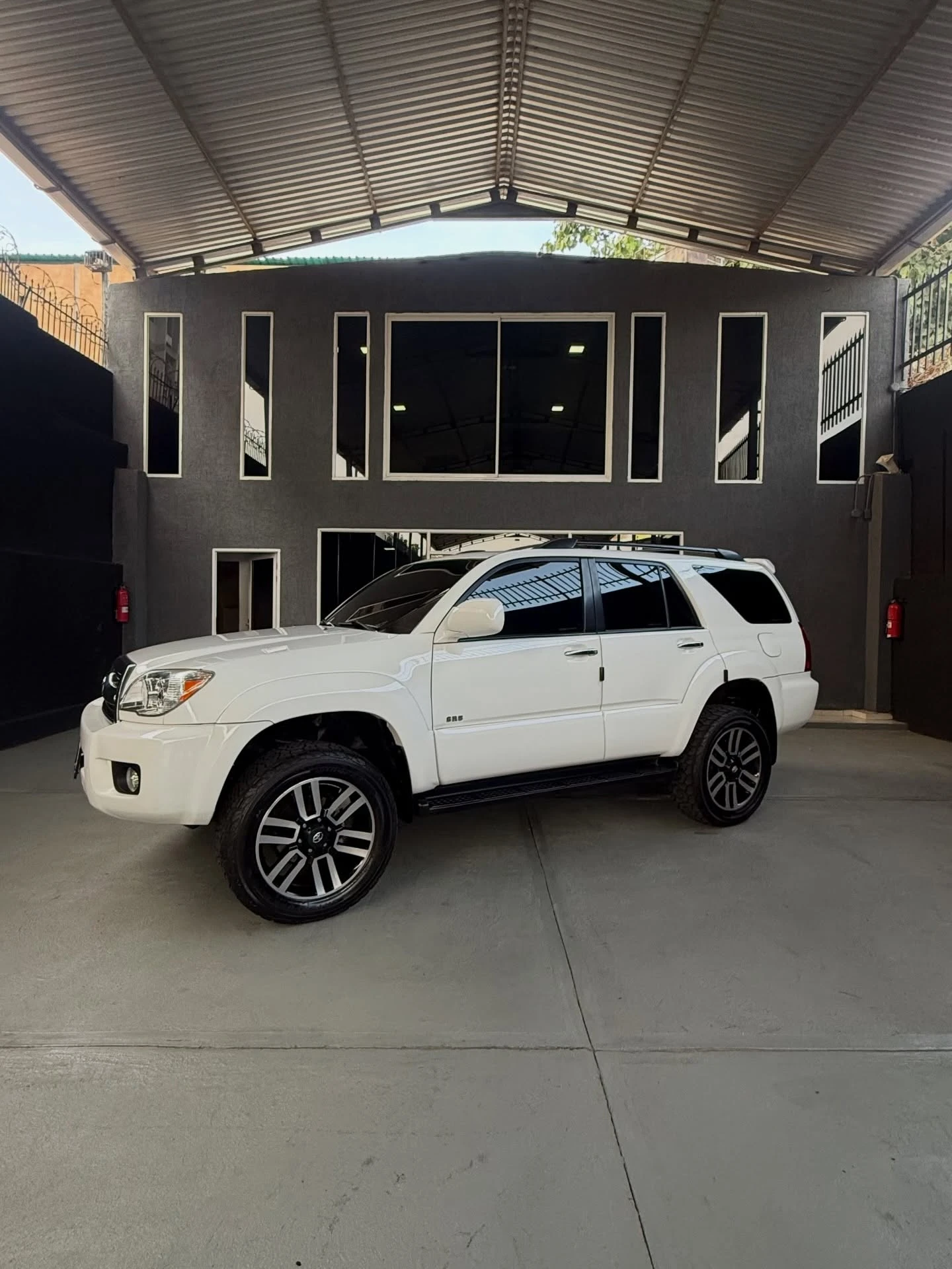 2008 Toyota 4Runner Sr5 — photo 4