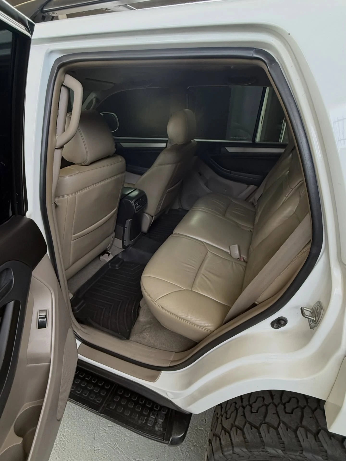 2008 Toyota 4Runner Sr5 — photo 9