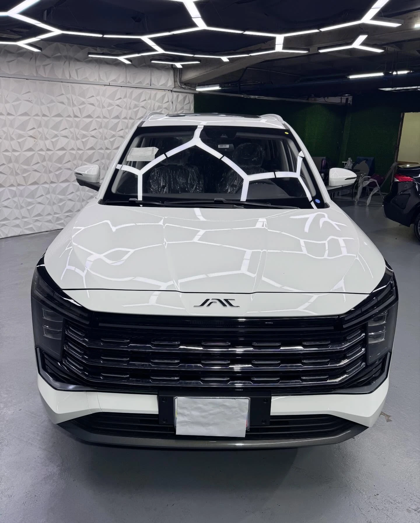 2026 JAC JS8
