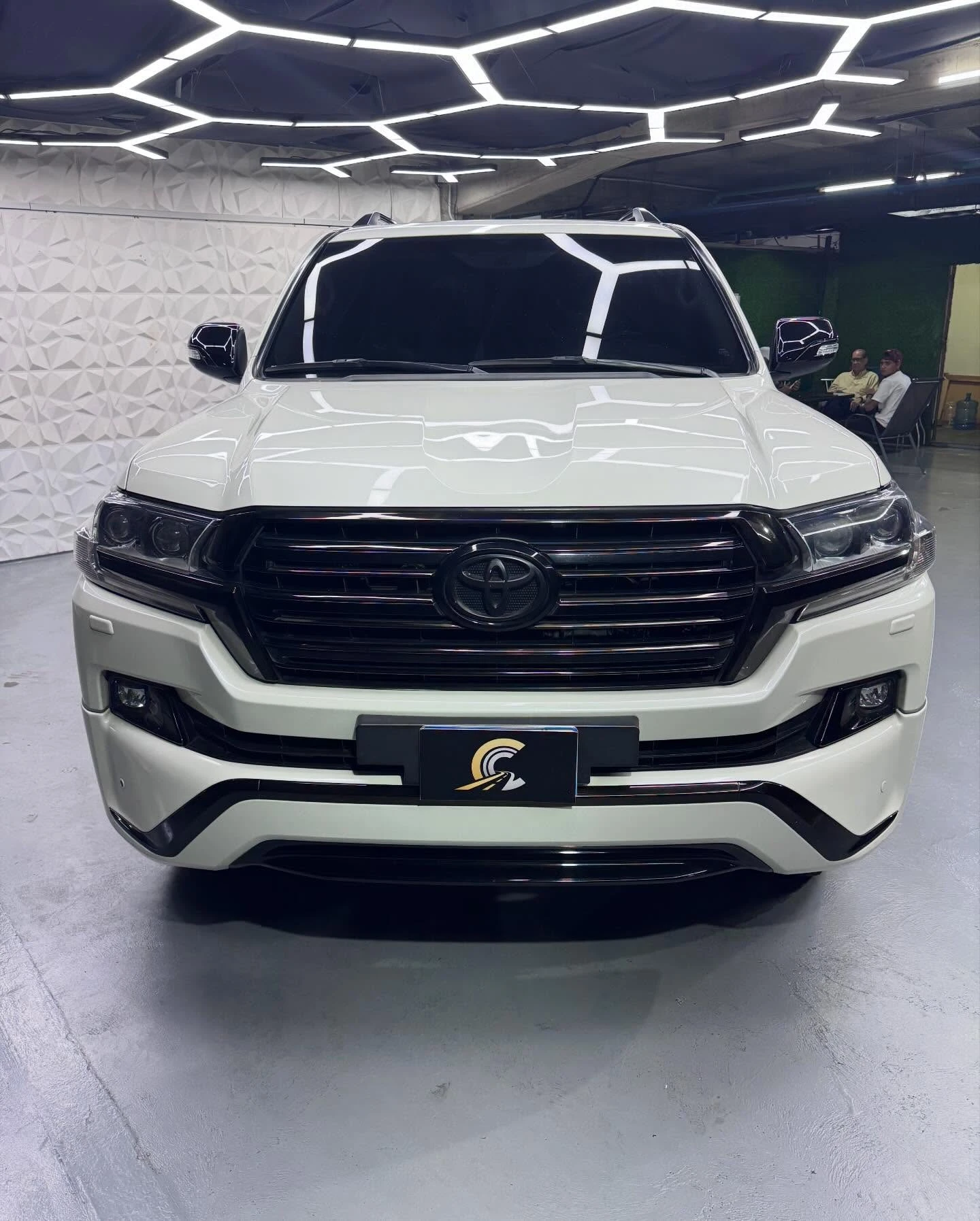 2016 Toyota Land Cruiser 200