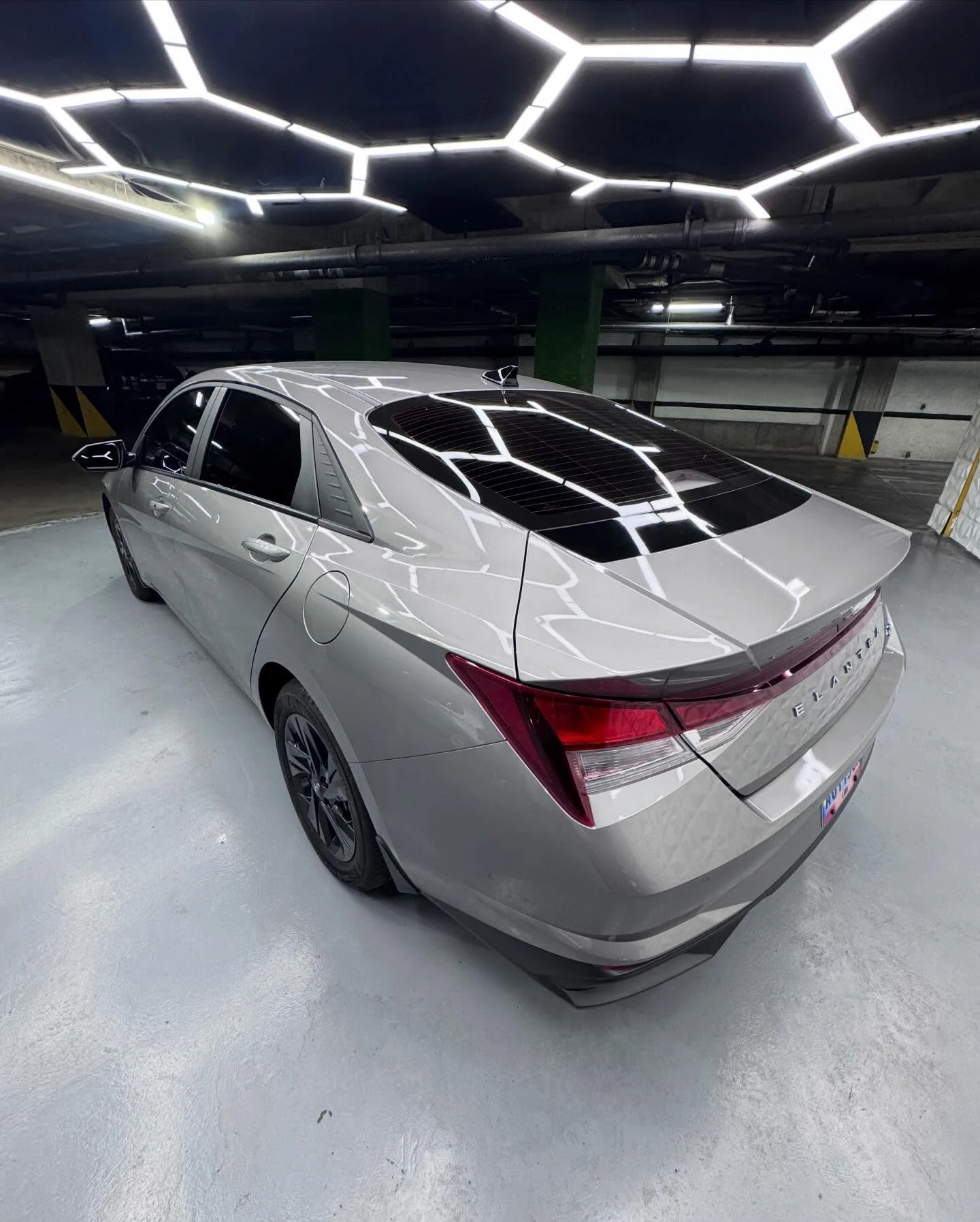 2021 Hyundai Elantra — photo 5