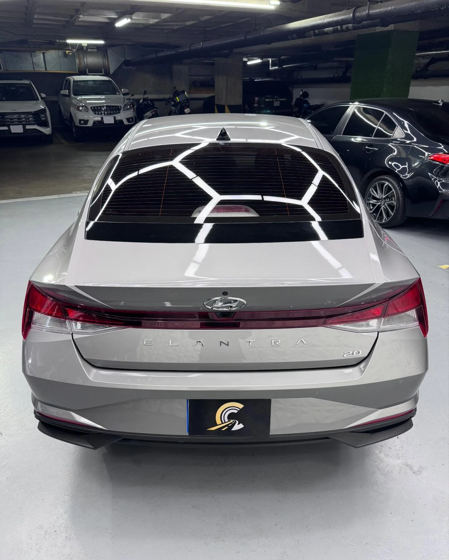 2021 Hyundai Elantra — photo 6