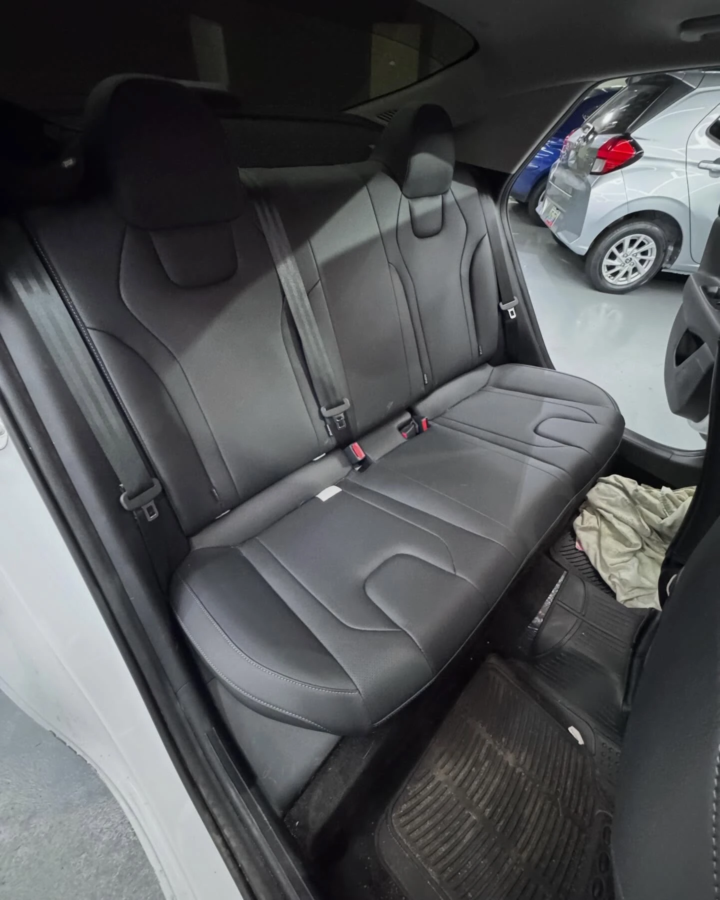 2025 Hyundai Elantra — photo 5