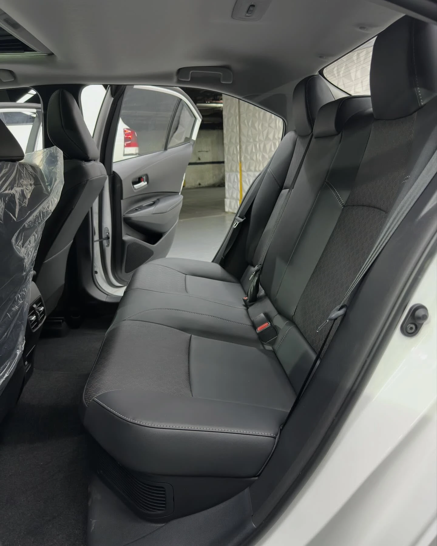 2026 Toyota Corolla Hybrid — photo 6