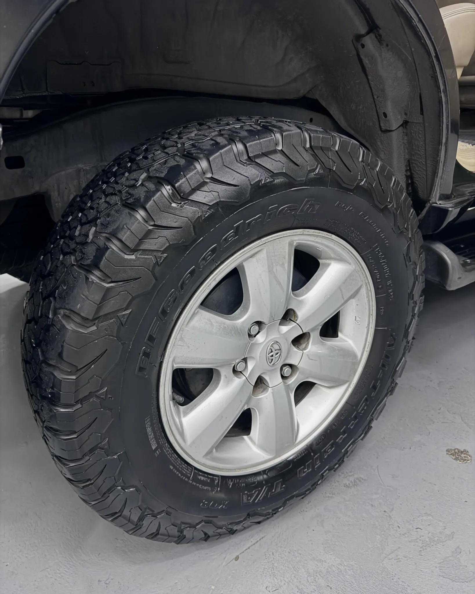 2012 Toyota Fortuner — foto 8