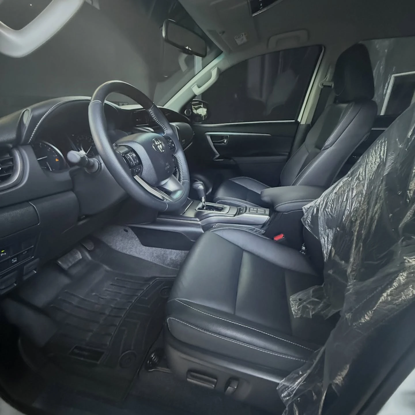 2025 Toyota Fortuner Sw4 — photo 8