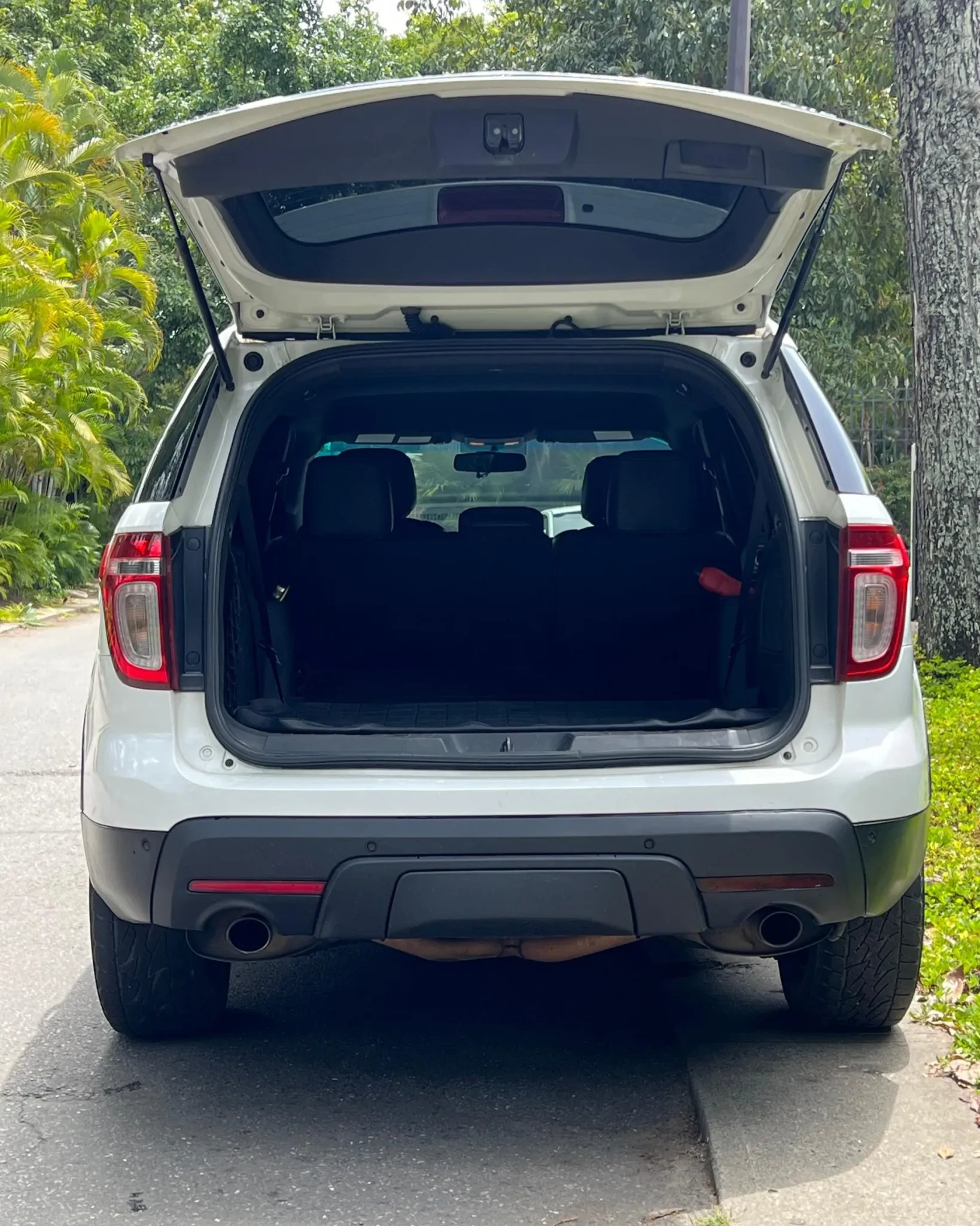 2013 Ford Explorer XLT — photo 6