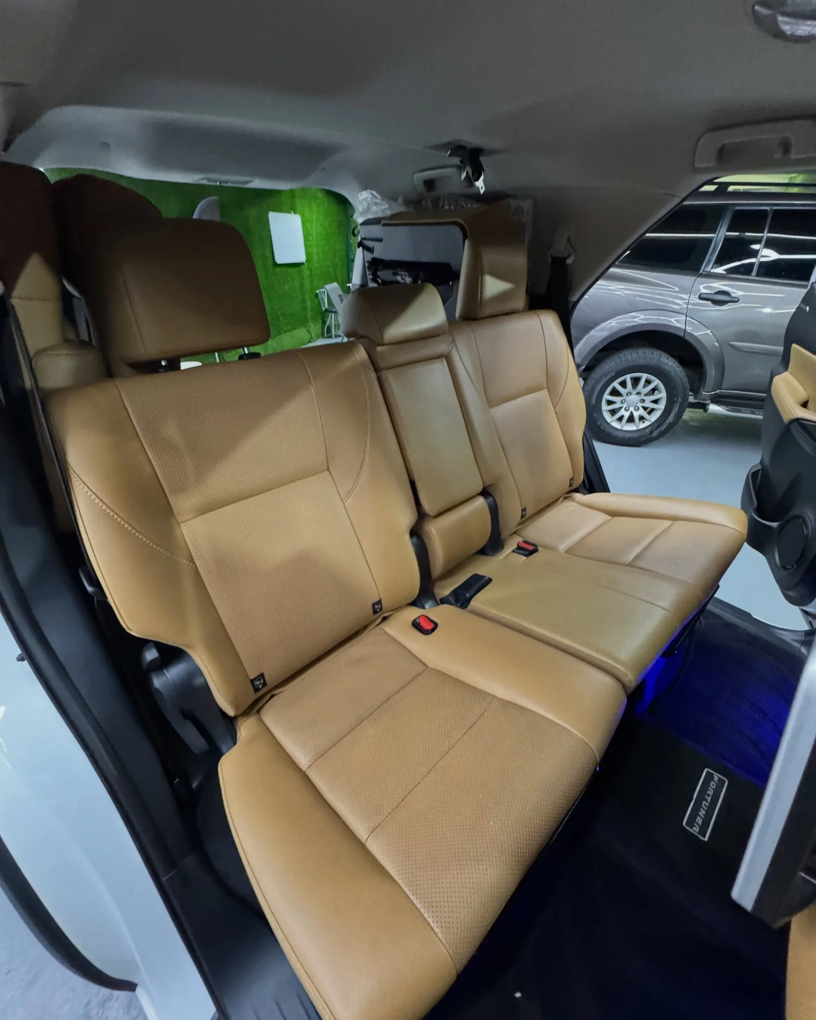 2024 Toyota Fortuner Dubai VX.R — foto 4