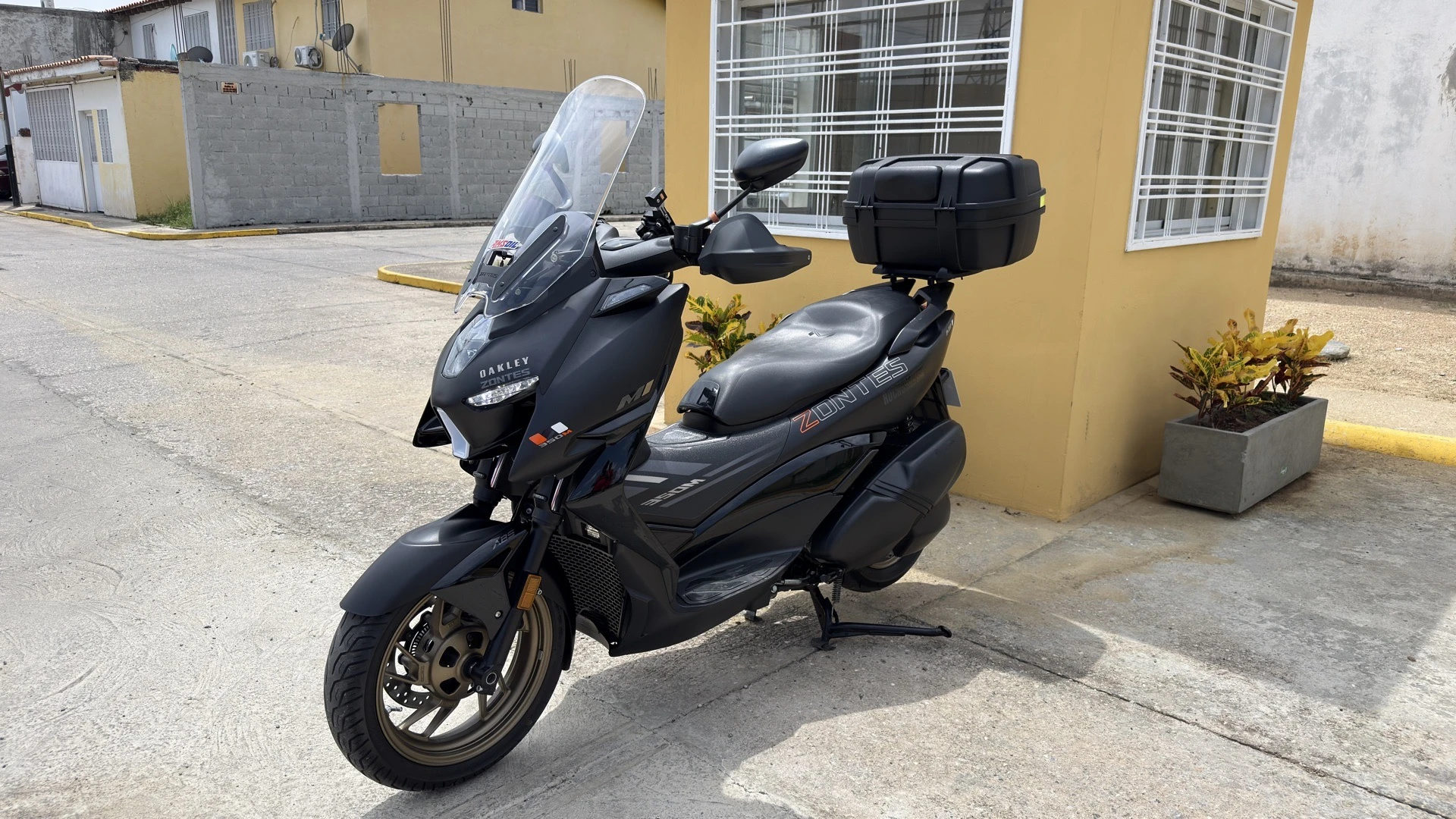 2024 Zontes