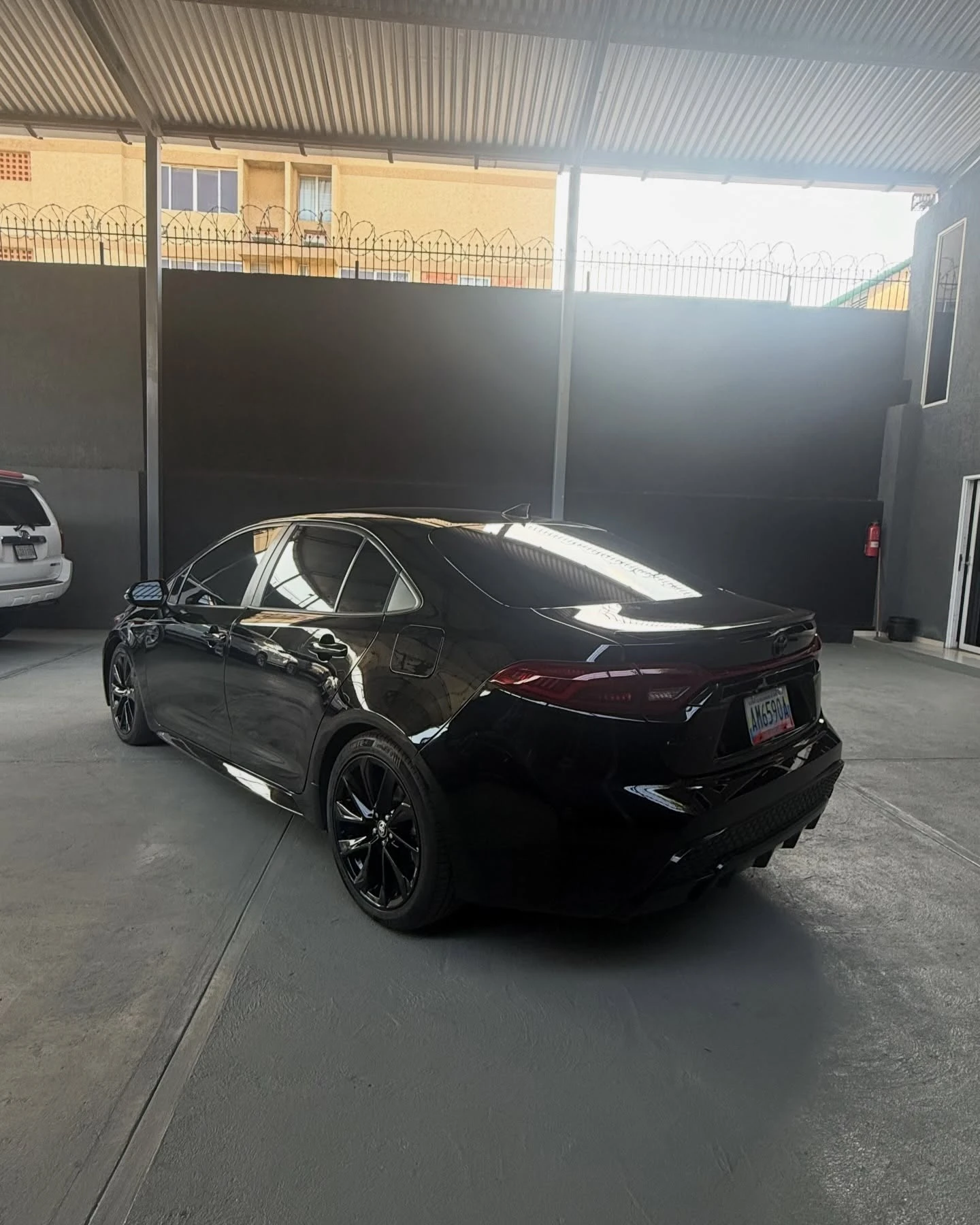 2020 Toyota Corolla Naigtshade — photo 4