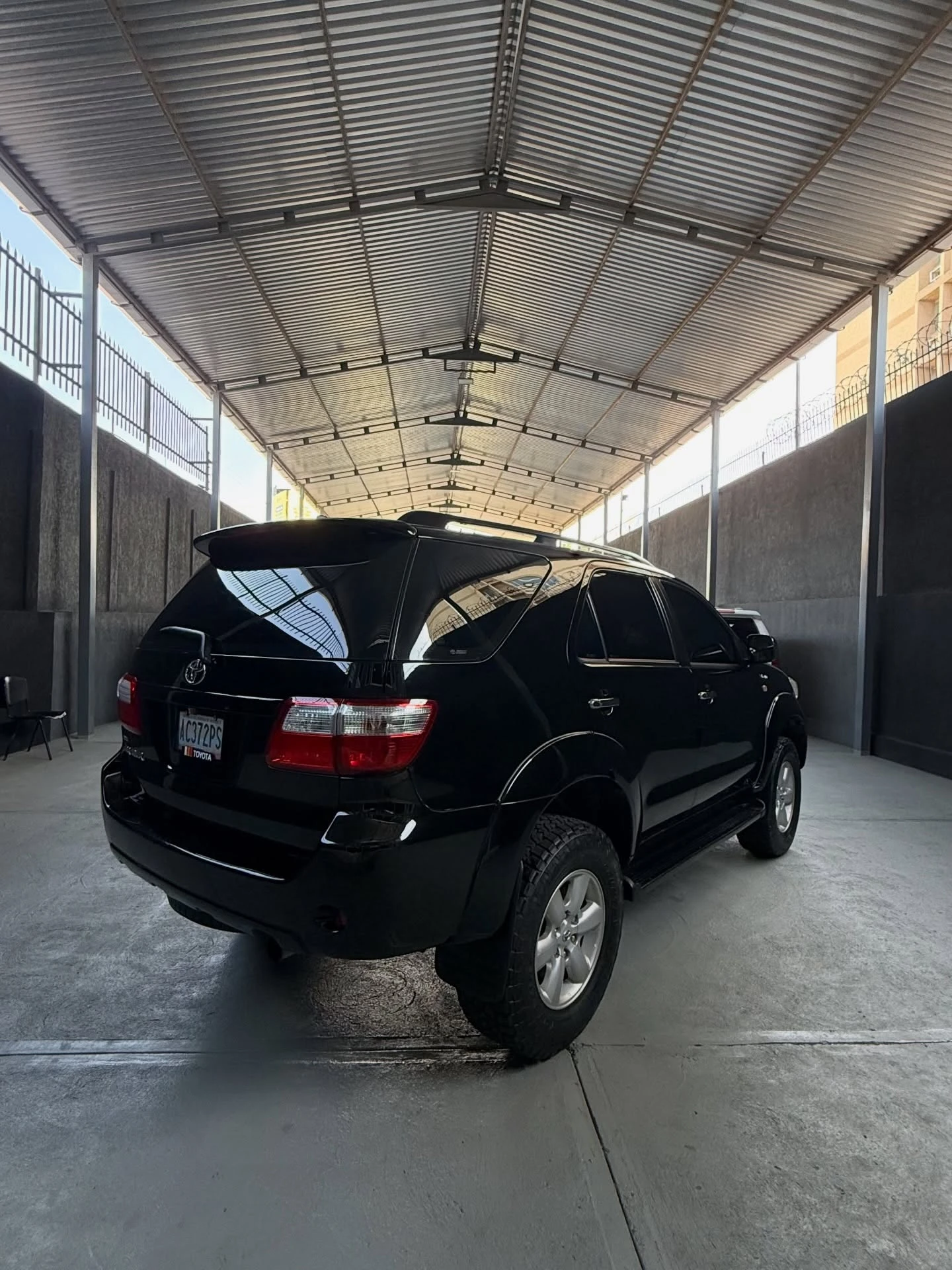 2011 Toyota Fortuner Sr — photo 6