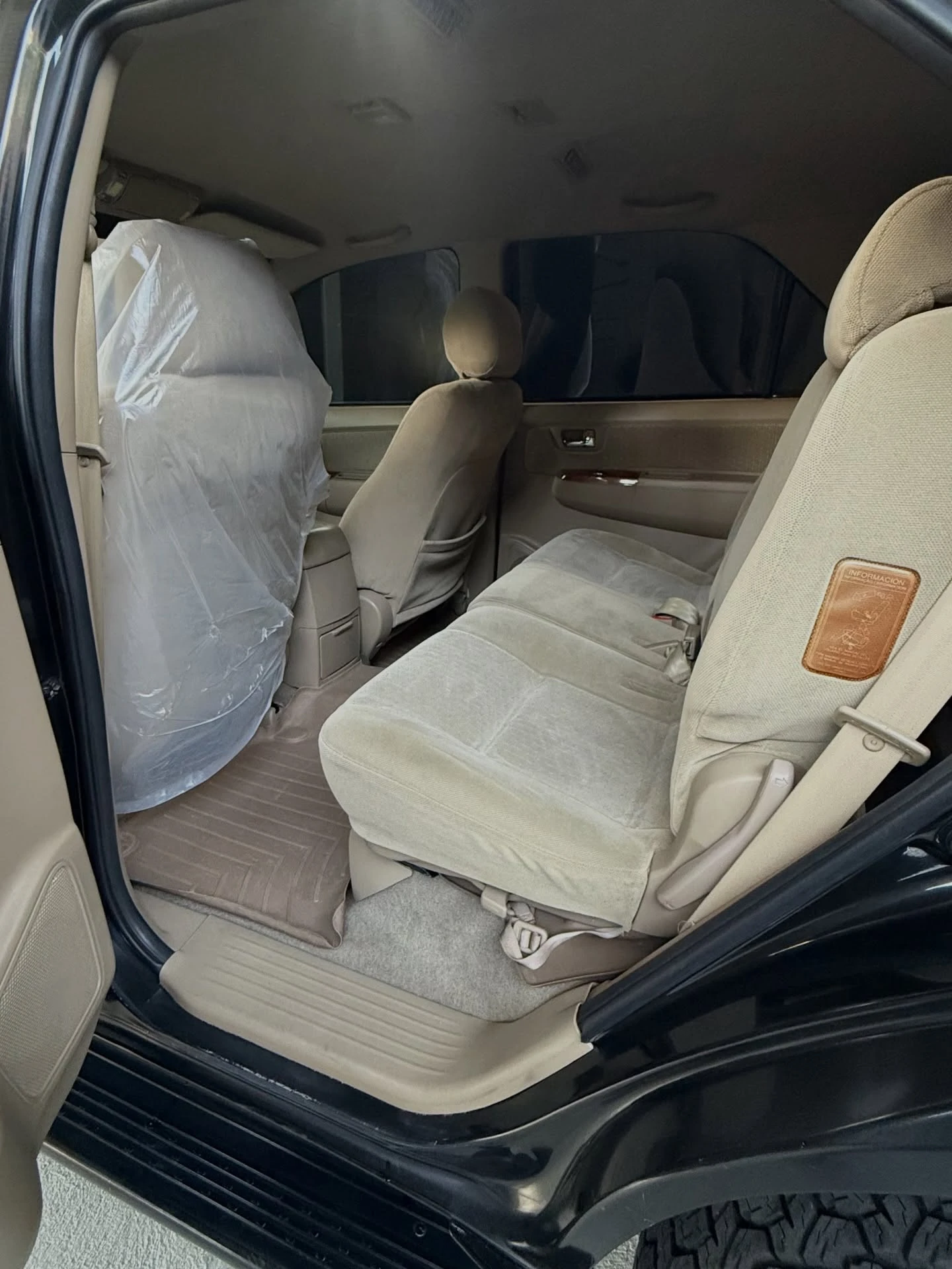 2011 Toyota Fortuner Sr — photo 8