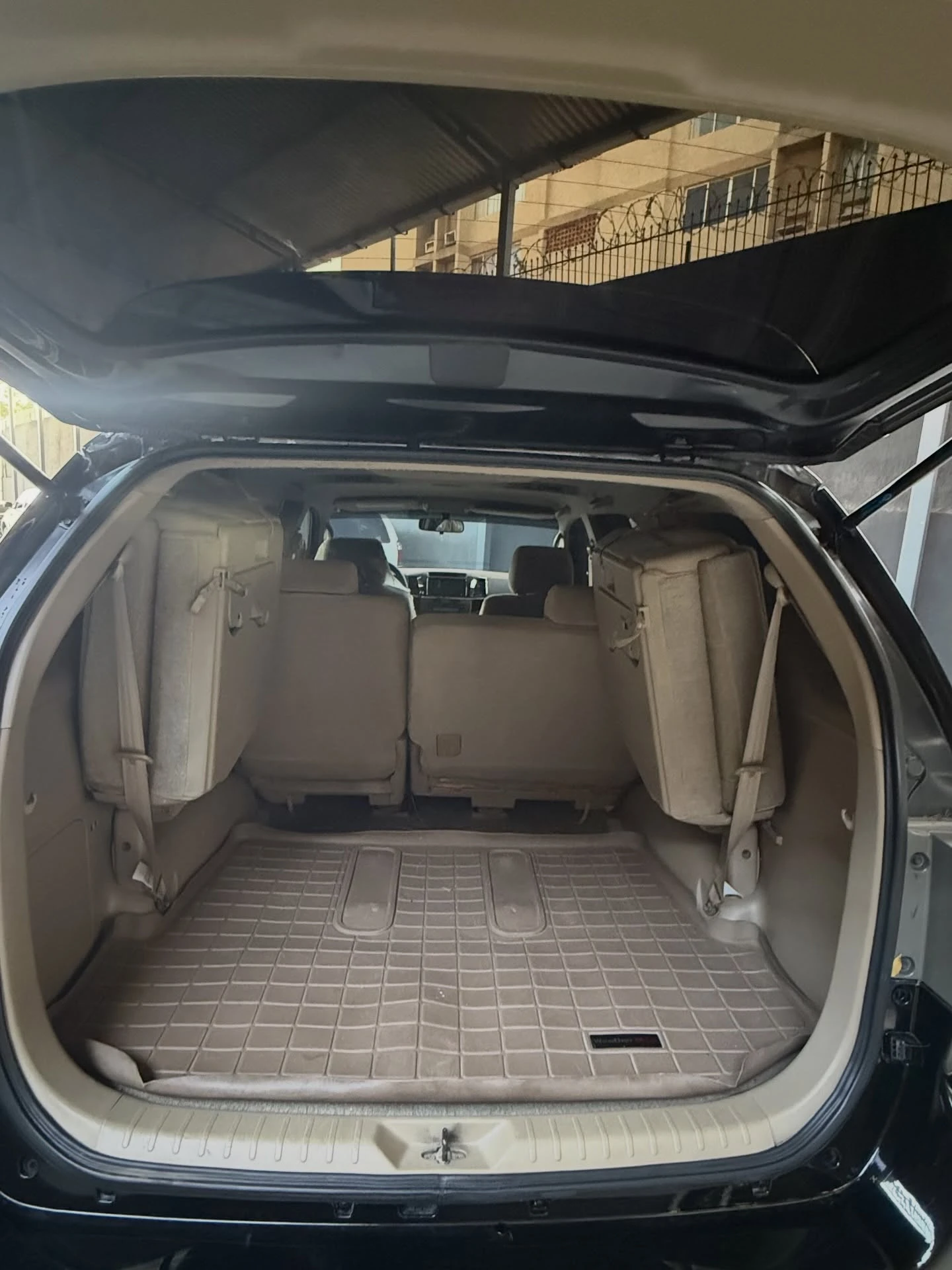 2011 Toyota Fortuner Sr — photo 9