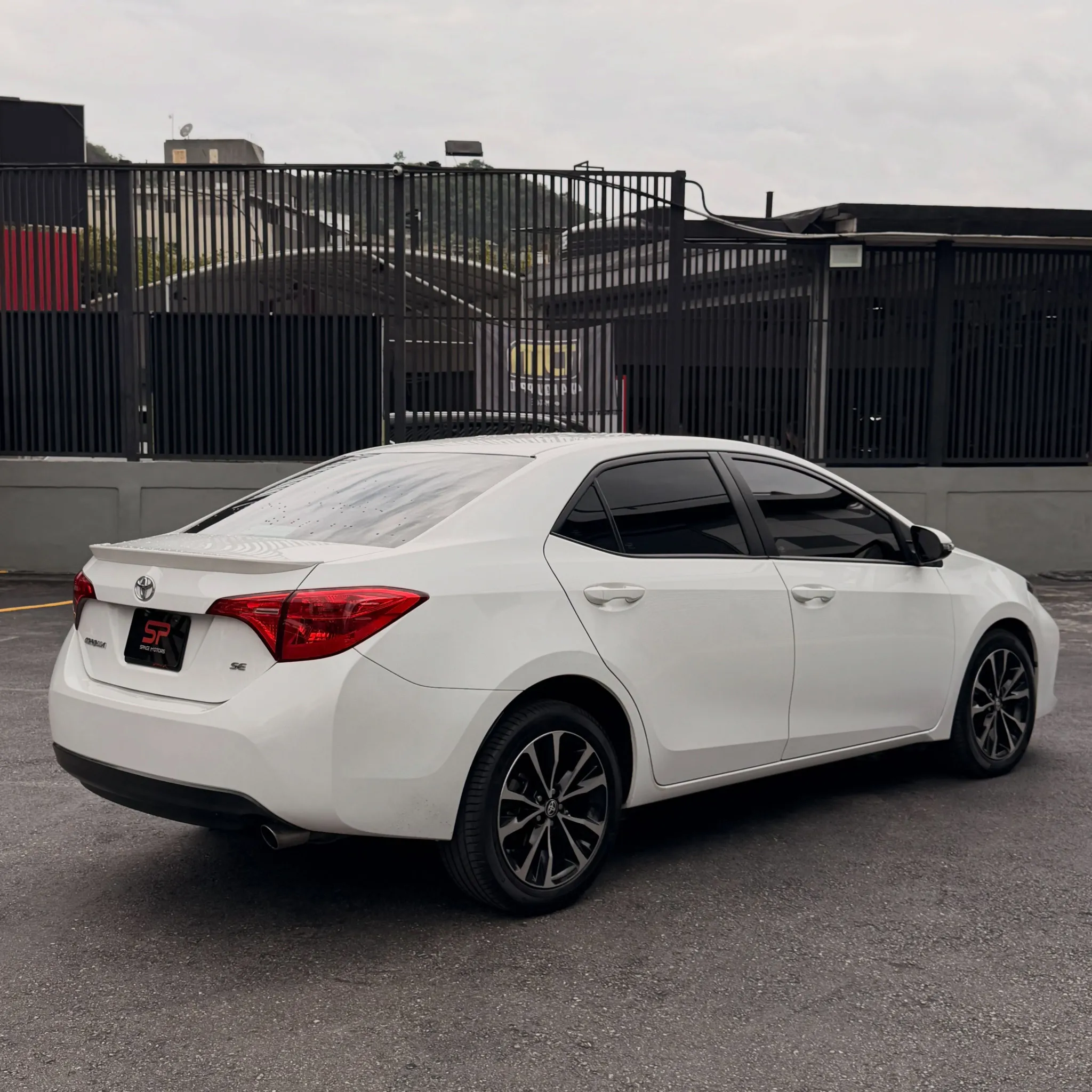 2017 Toyota Corolla SE — foto 7