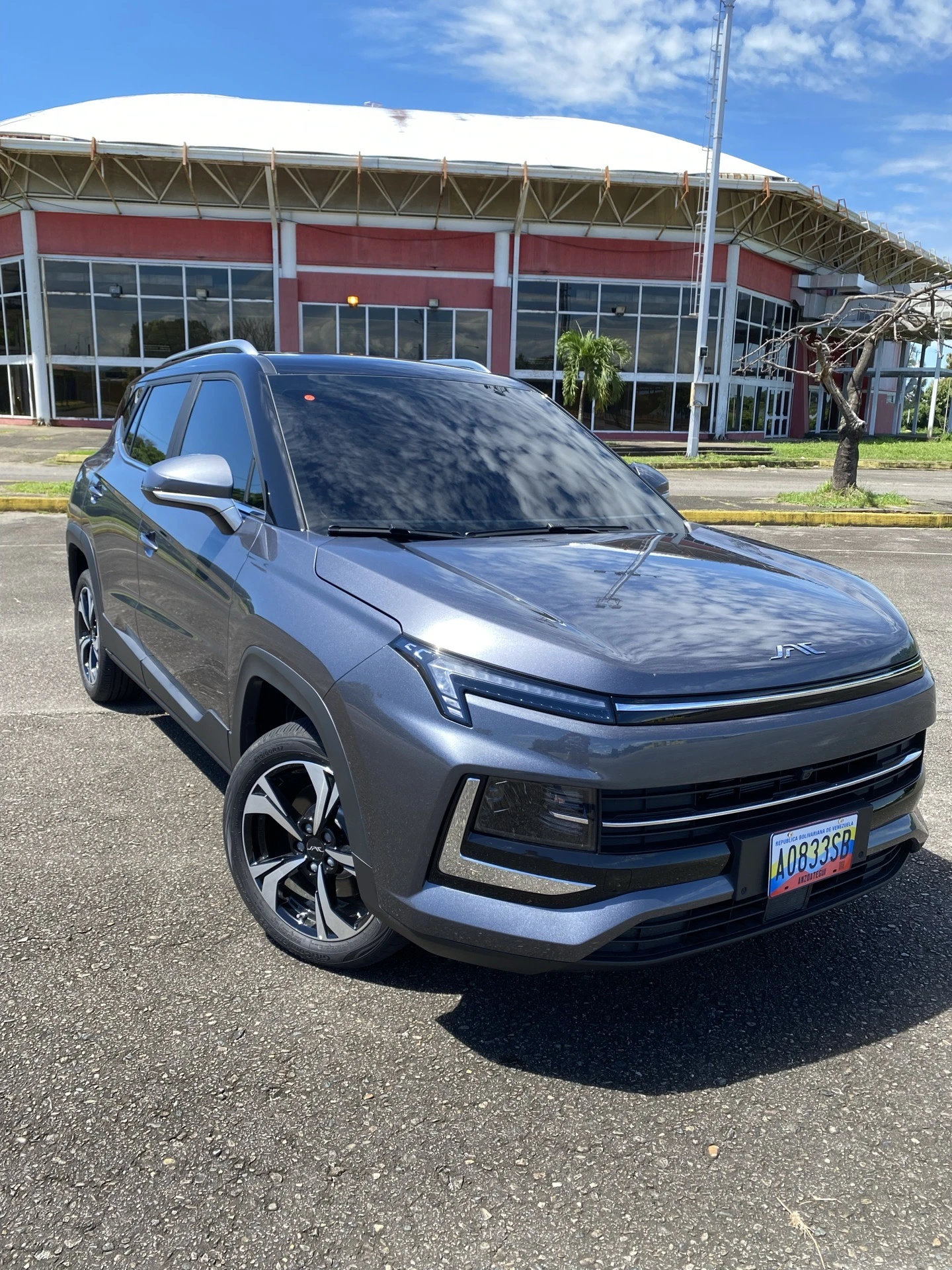 2026 JAC JS4