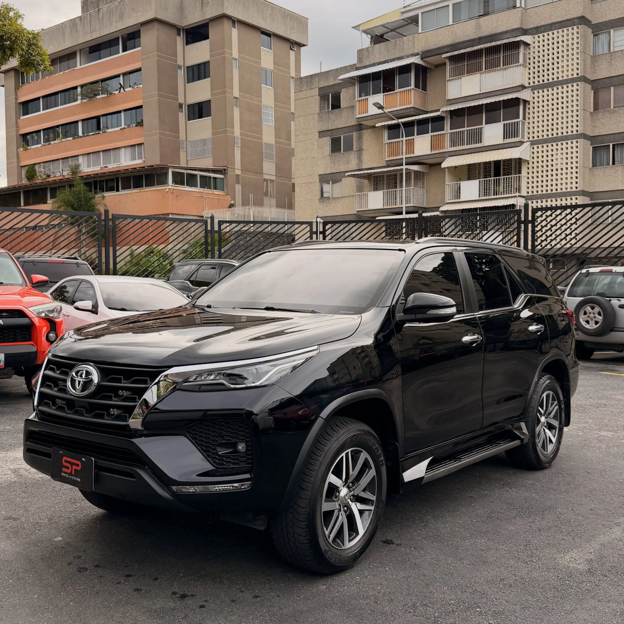 2017 Toyota Fortuner Dubai — photo 2