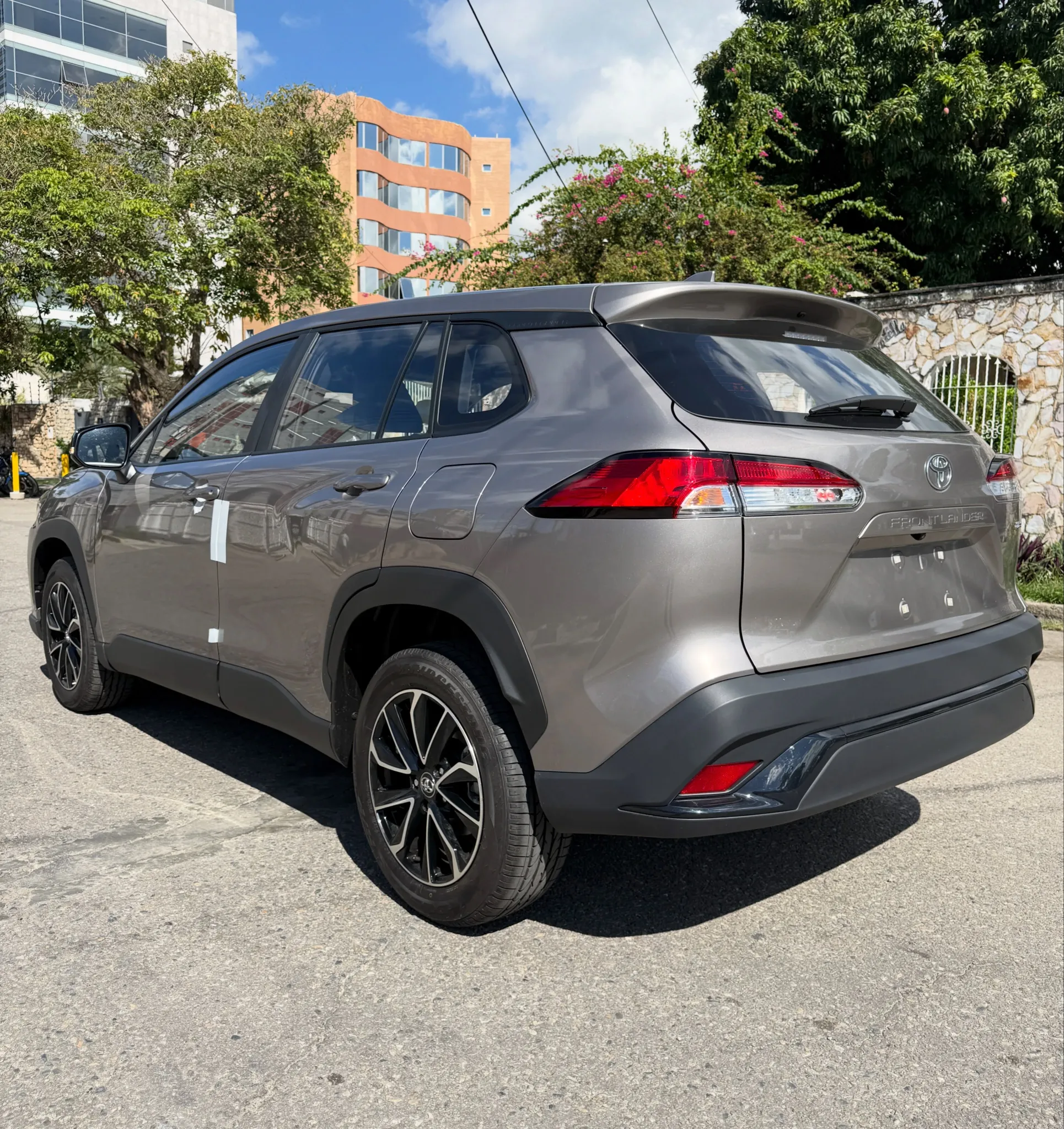 2025 Toyota Frontlander ELITE 2.0 — foto 3