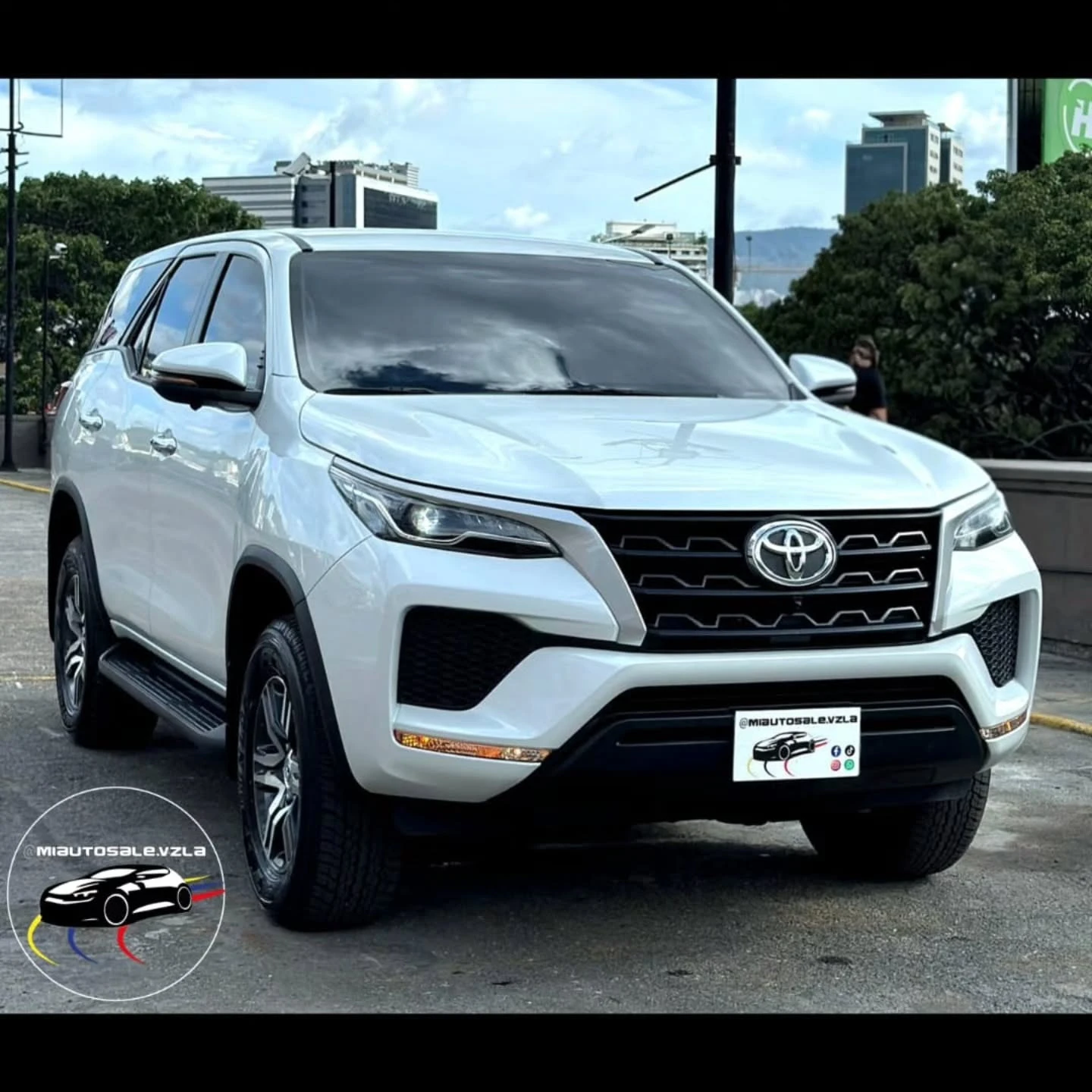 2024 Toyota Fortuner 2.7 — foto 2