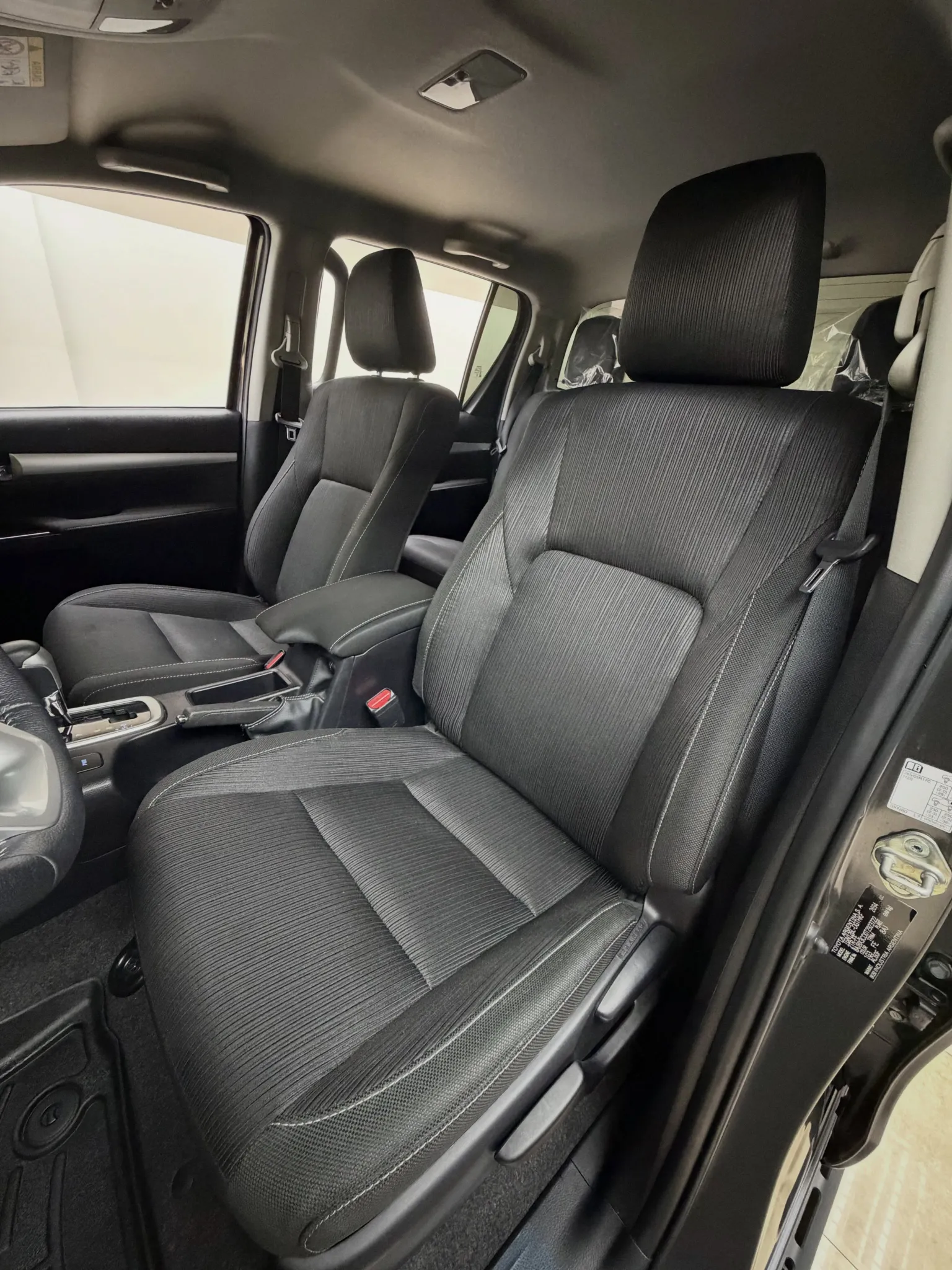 2026 Toyota Hilux 2.7 — foto 8