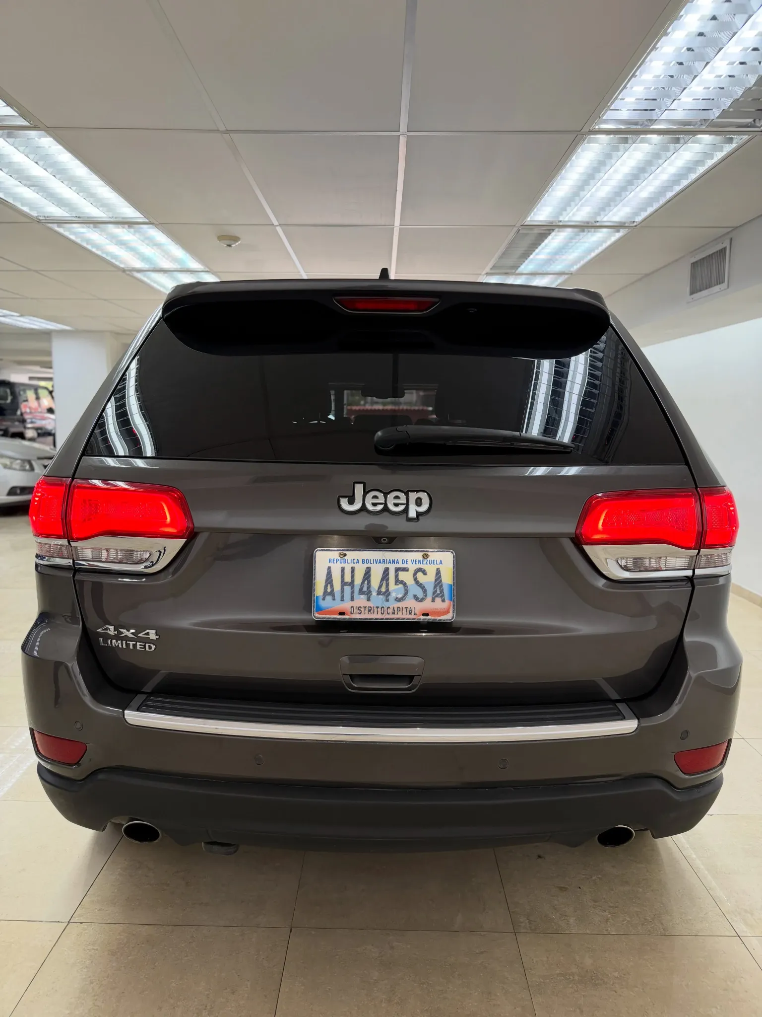 2013 Jeep Grand Cherokee 4G plus — foto 2