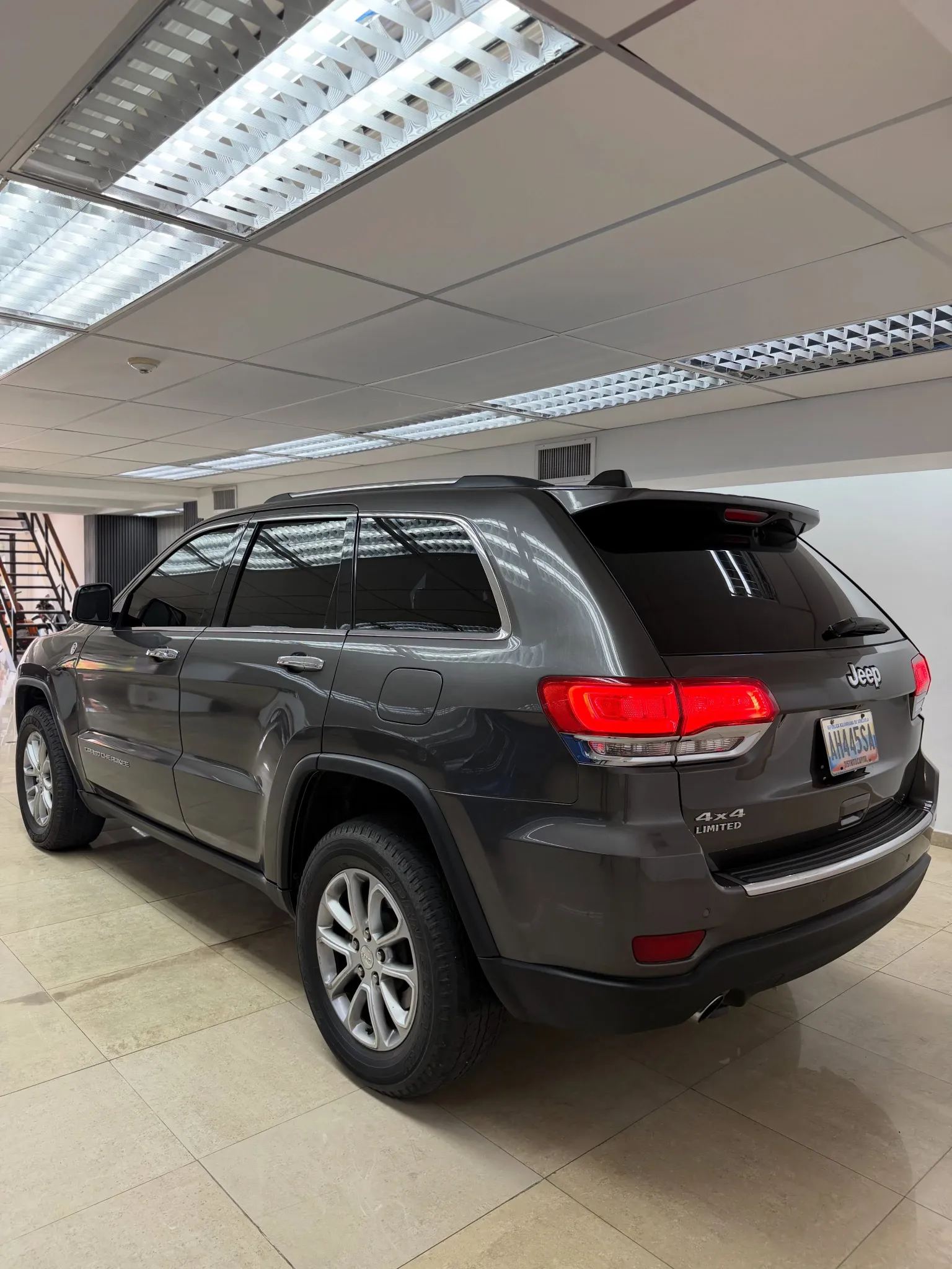 2013 Jeep Grand Cherokee 4G plus — foto 3