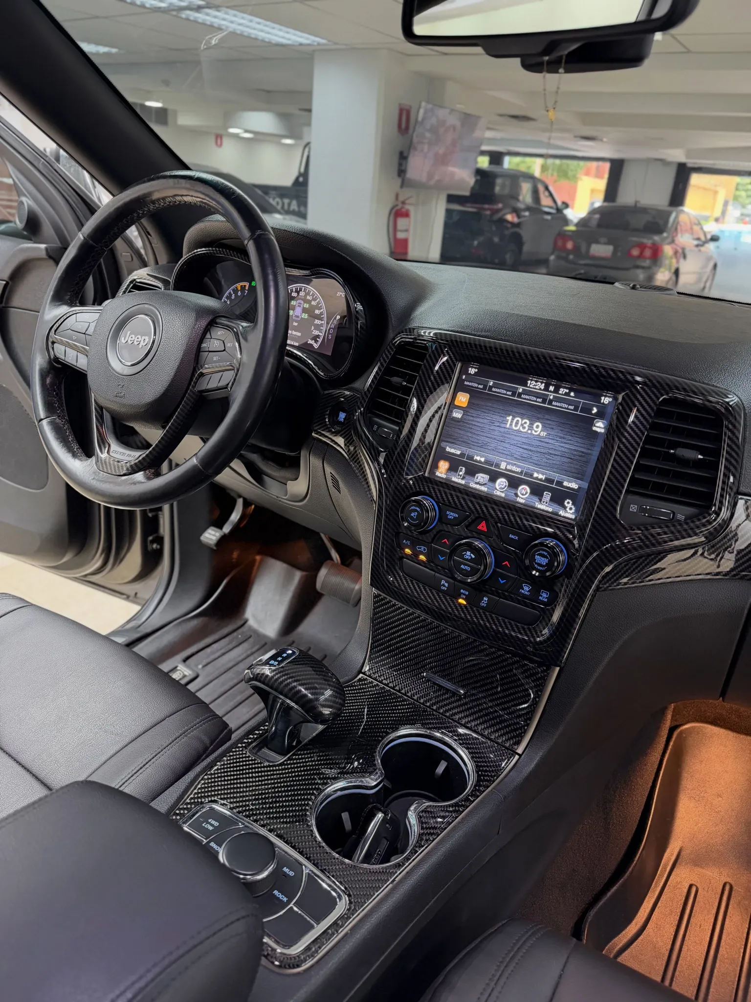 2013 Jeep Grand Cherokee 4G plus — foto 5