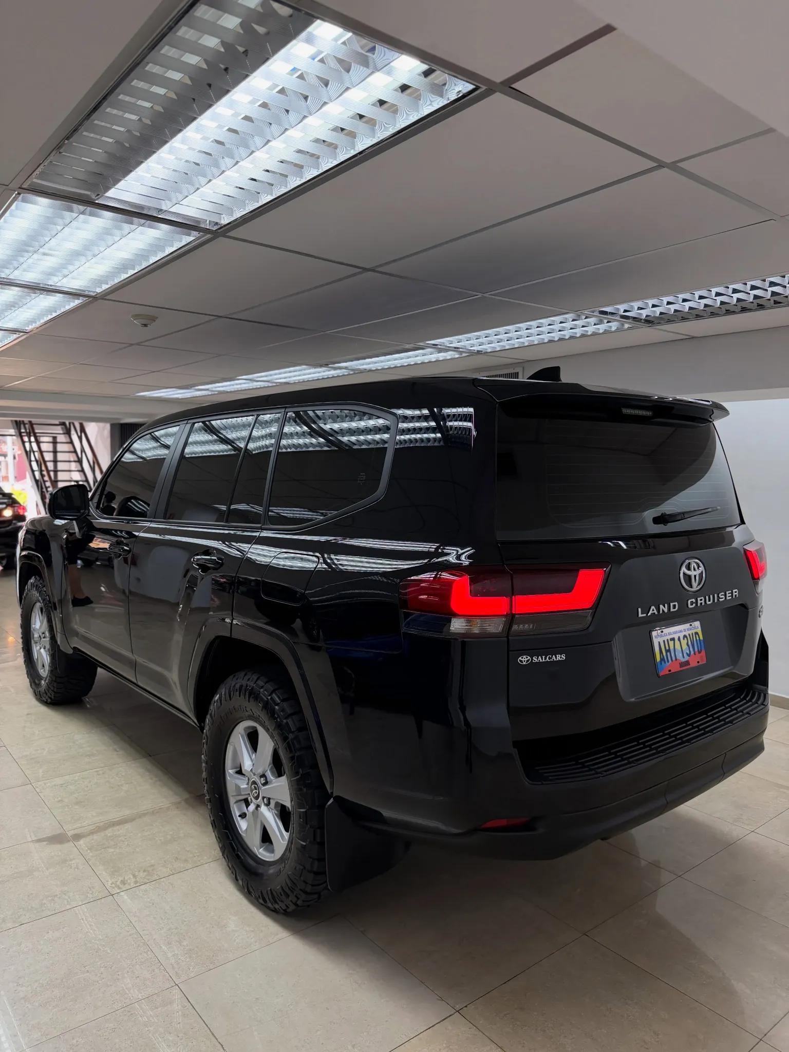 2025 Toyota Land Cruiser GX.R — foto 3