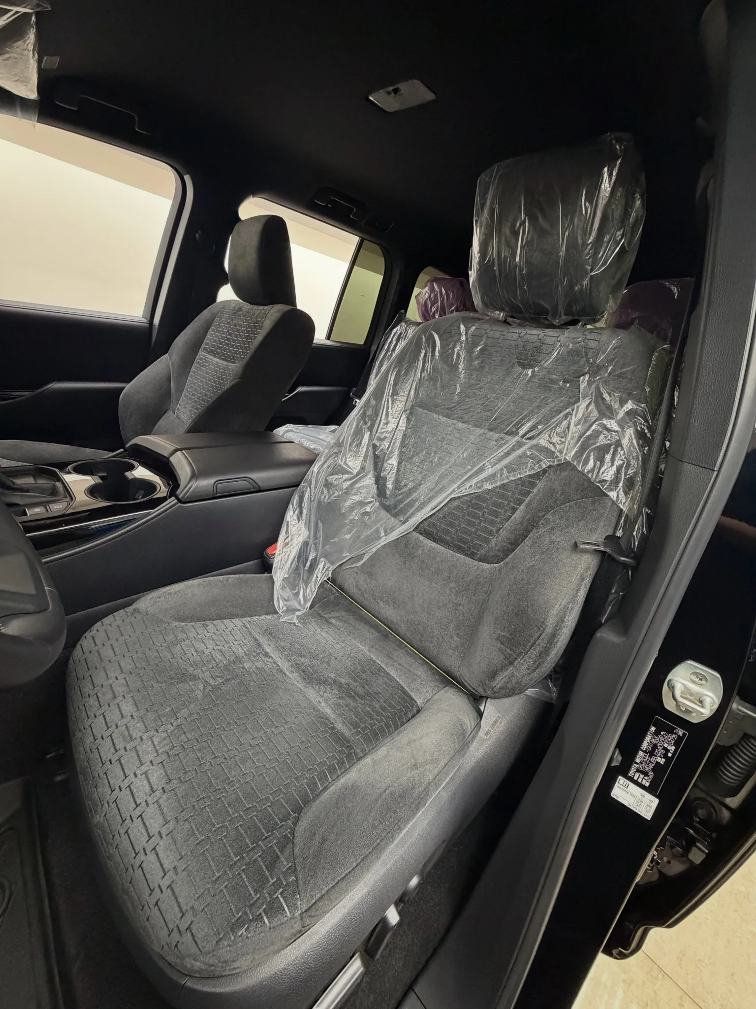2025 Toyota Land Cruiser GX.R — foto 10