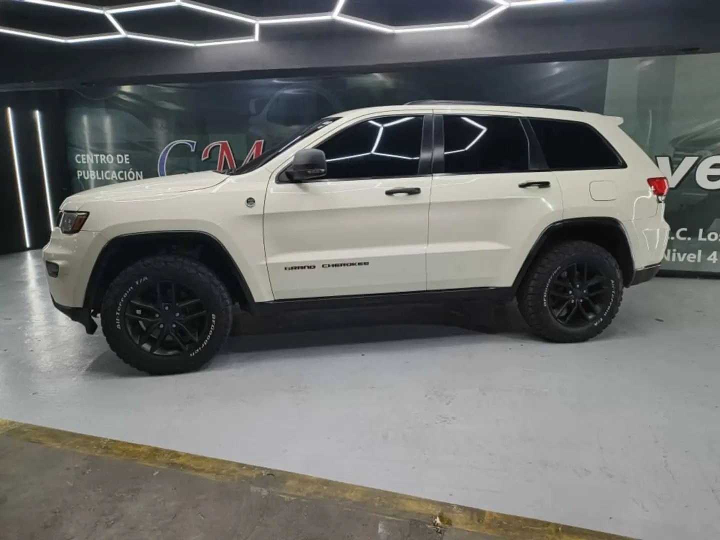 2017 Jeep Grand Cherokee Limited 4G Plus 2017 — photo 3