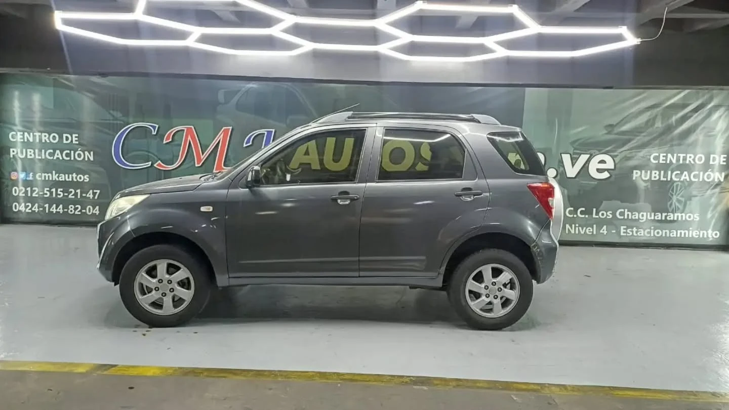 2011 Daihatsu Terios Bego 2011 — photo 3