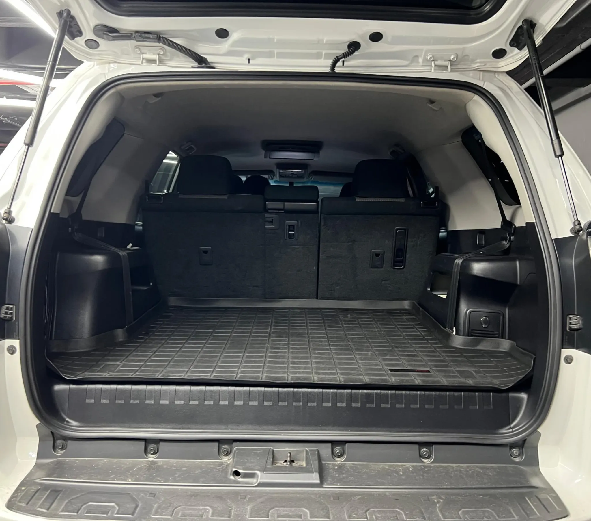 2020 Toyota 4Runner — photo 9