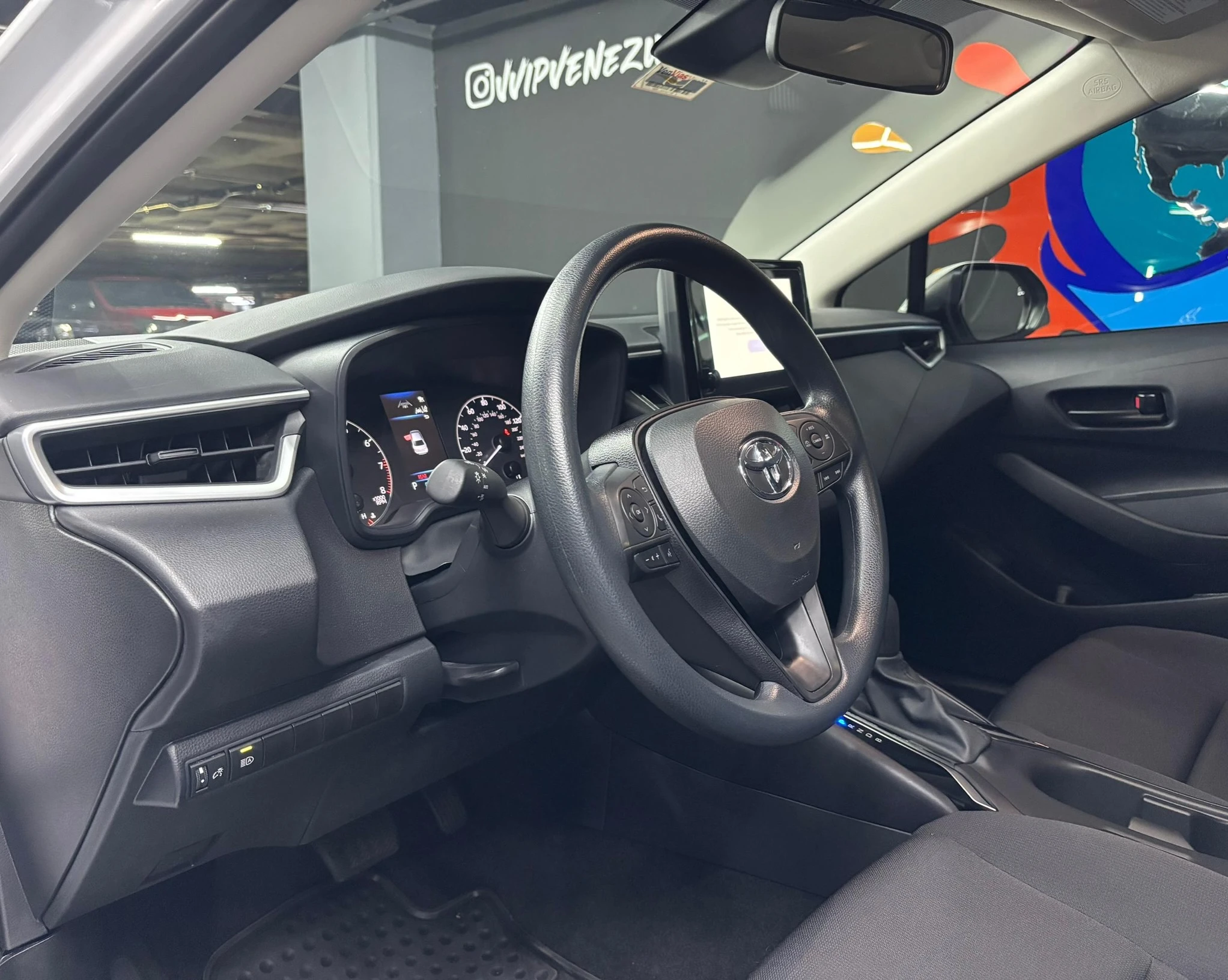 2024 Toyota Corolla LE — photo 8