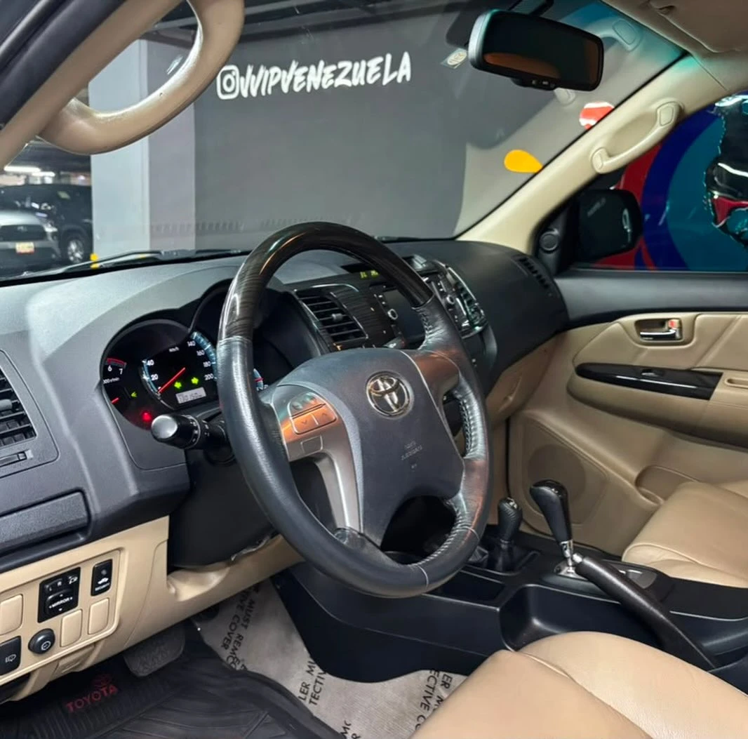 2015 Toyota Fortuner 2015 — photo 7