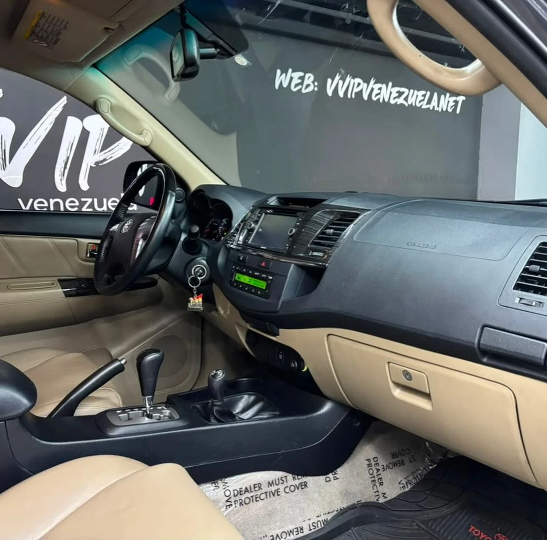 2015 Toyota Fortuner 2015 — photo 8