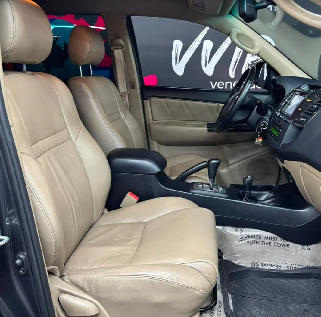 2015 Toyota Fortuner 2015 — photo 9