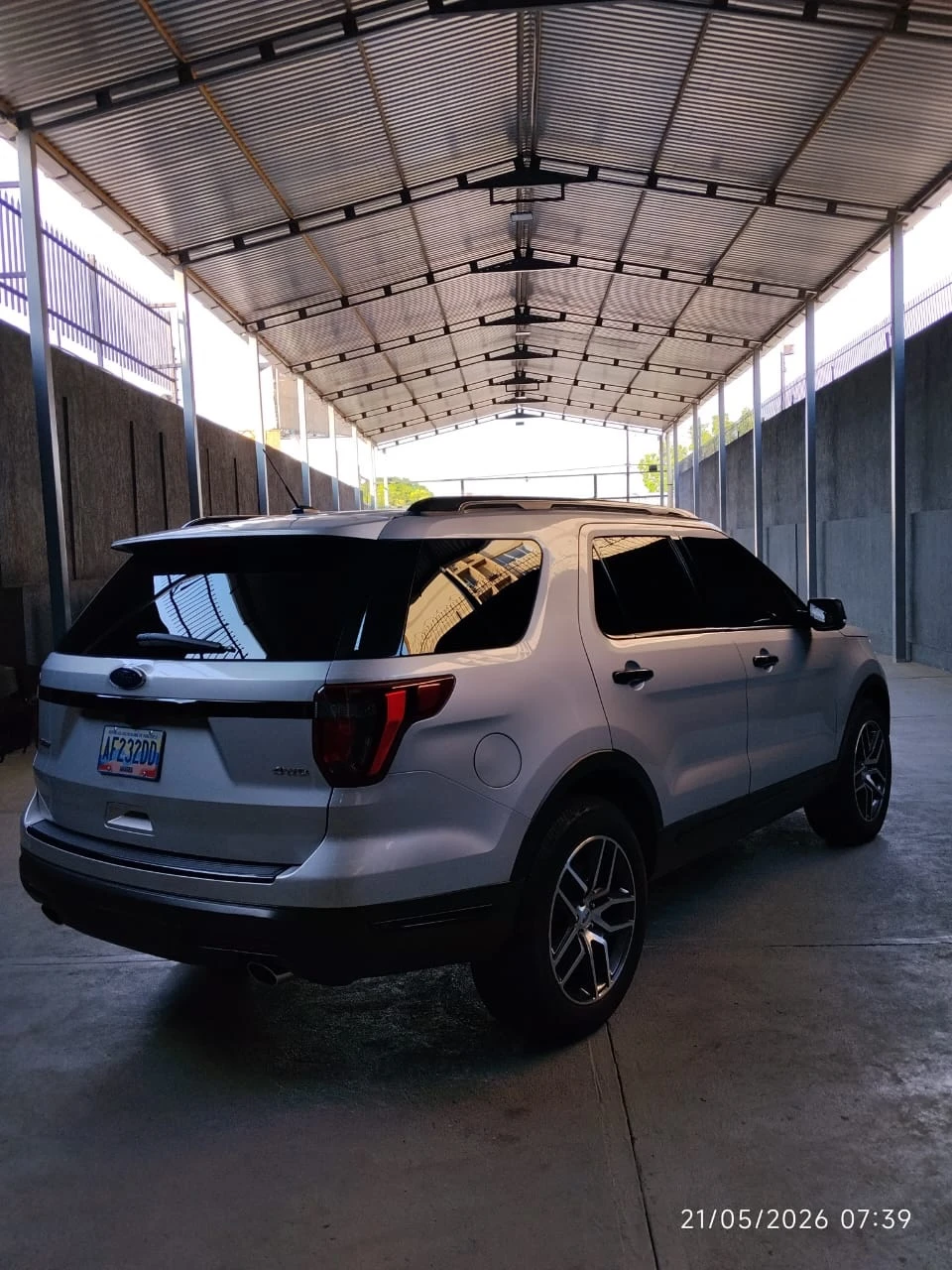 2019 Ford Explorer Limite Sport — photo 6