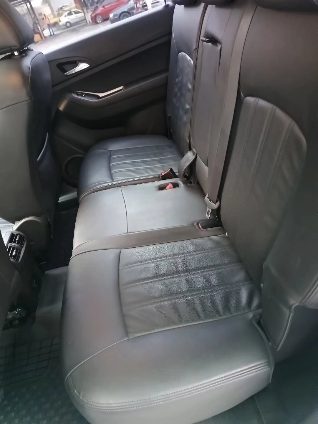 2013 Chevrolet Orlando LT — photo 6