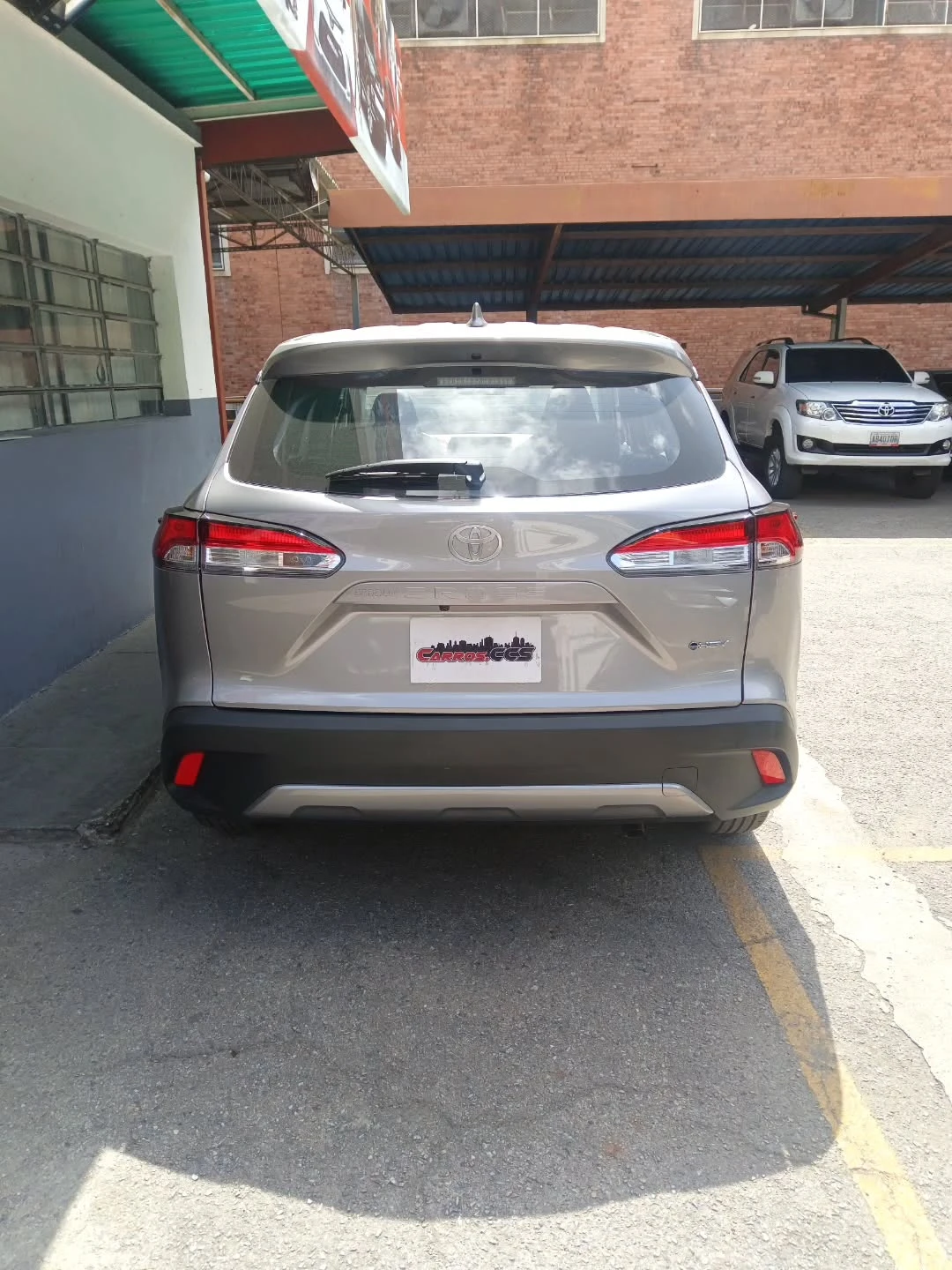 2026 Toyota Corolla CROSS HYBRID — photo 4