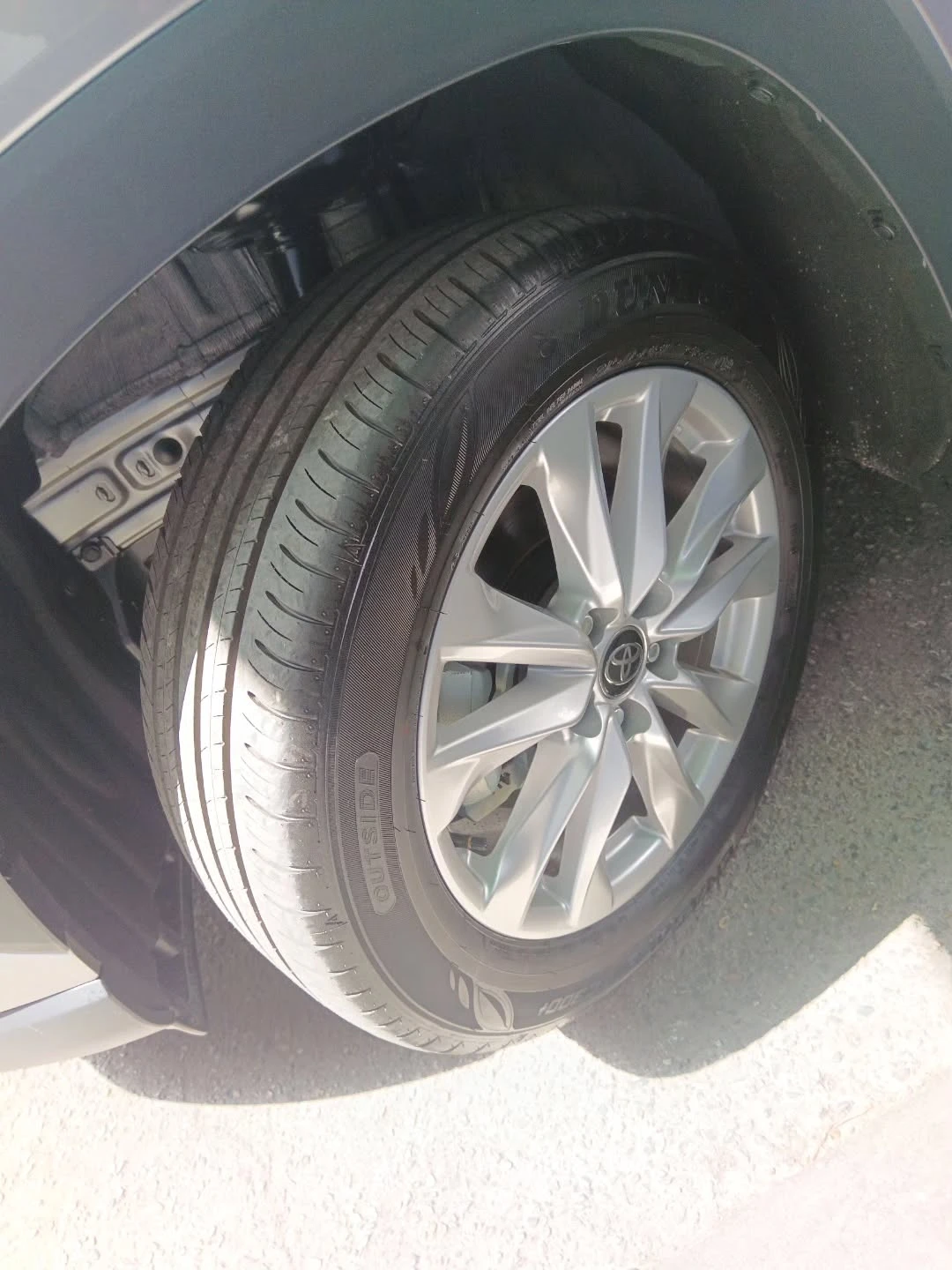 2026 Toyota Corolla CROSS HYBRID — photo 11