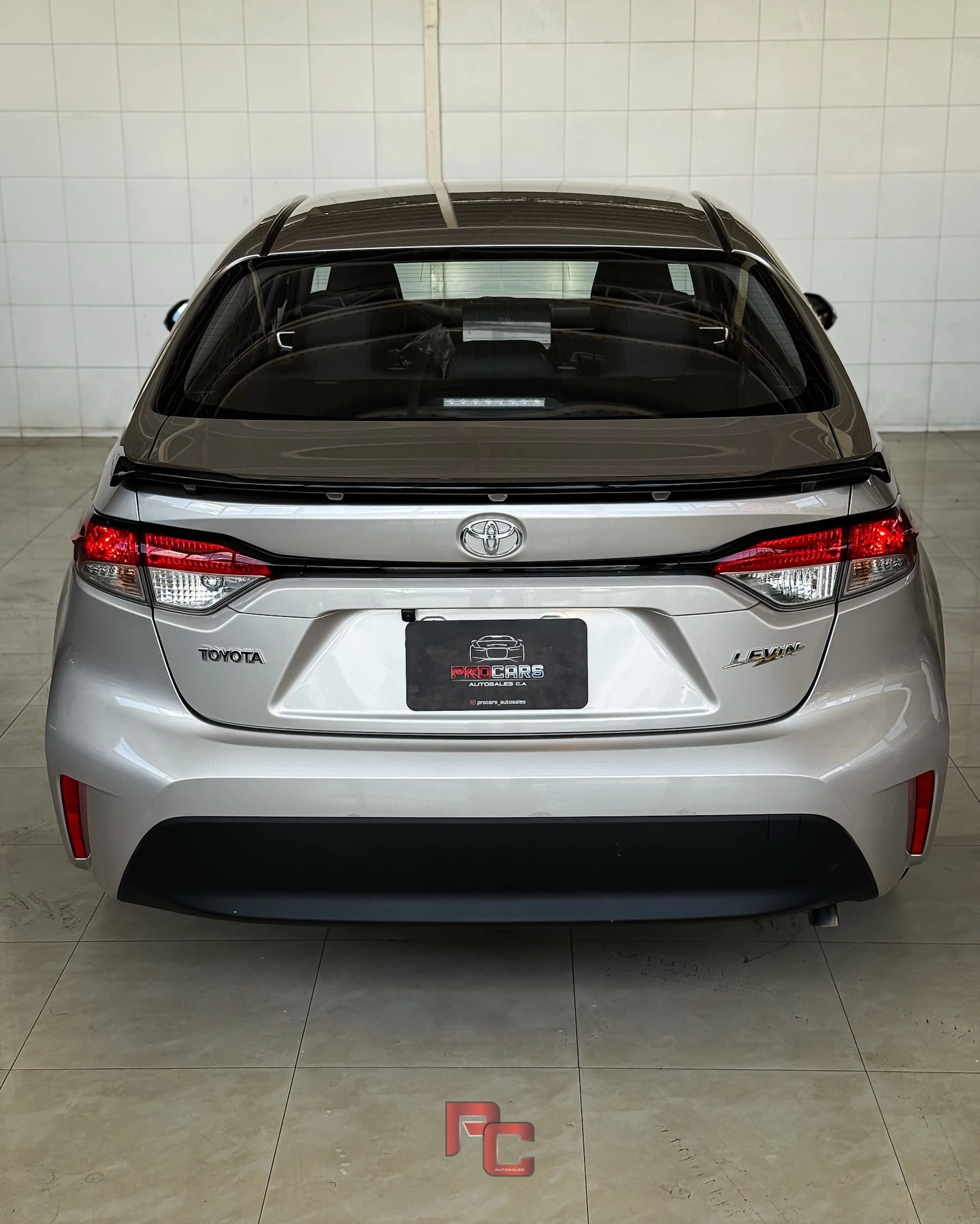 2025 Toyota Corolla LEVIN — foto 2